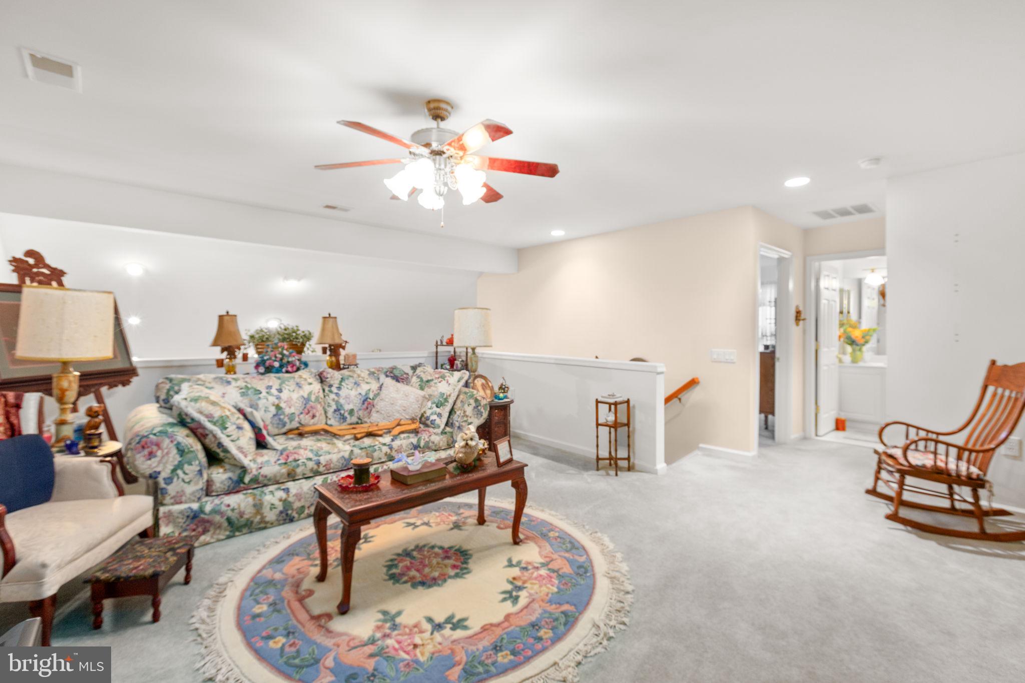 FALLS RUN - Residential