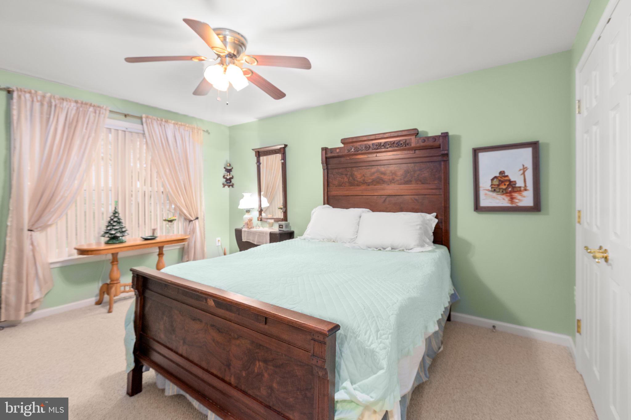 FALLS RUN - Residential