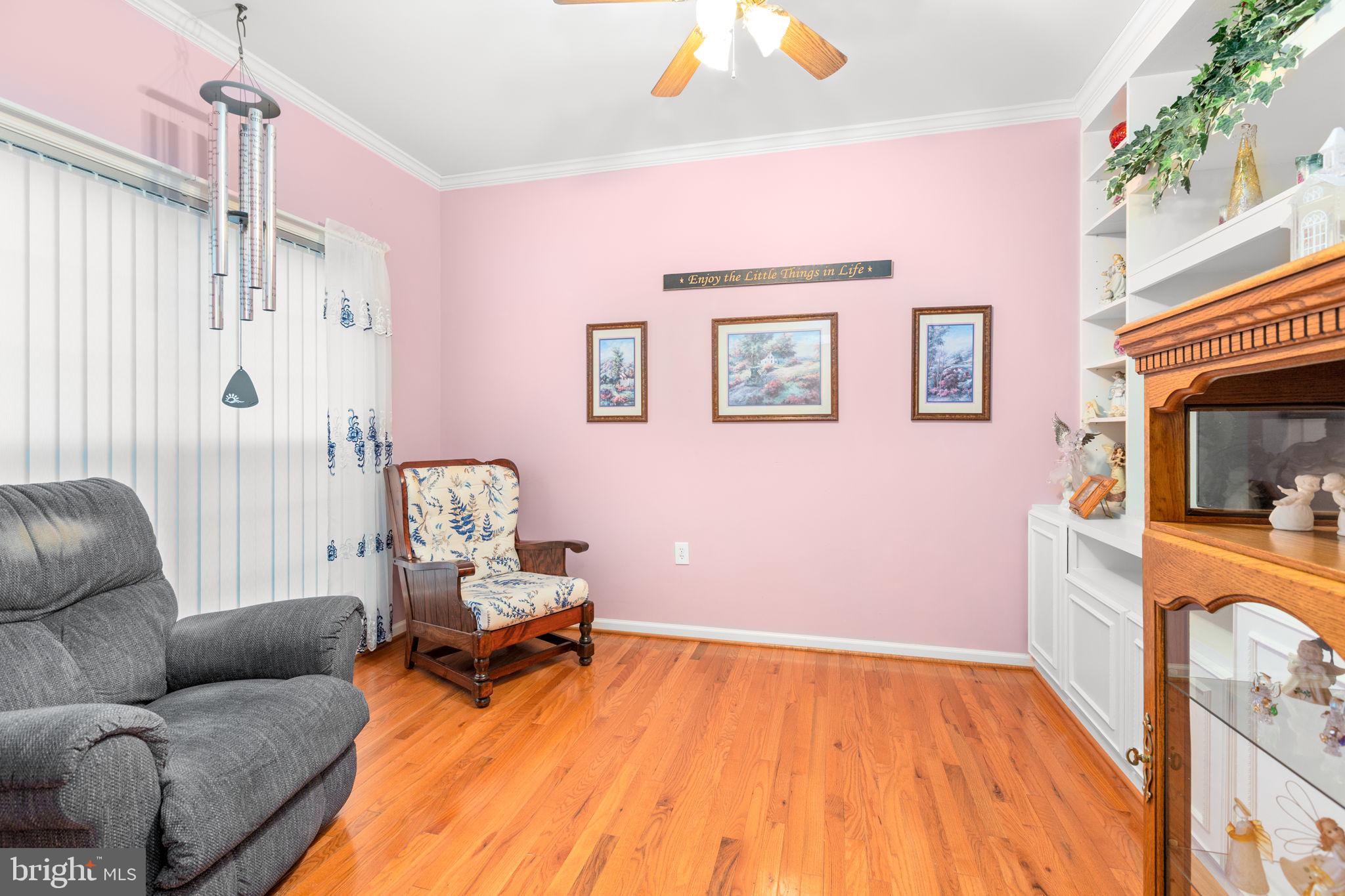 FALLS RUN - Residential