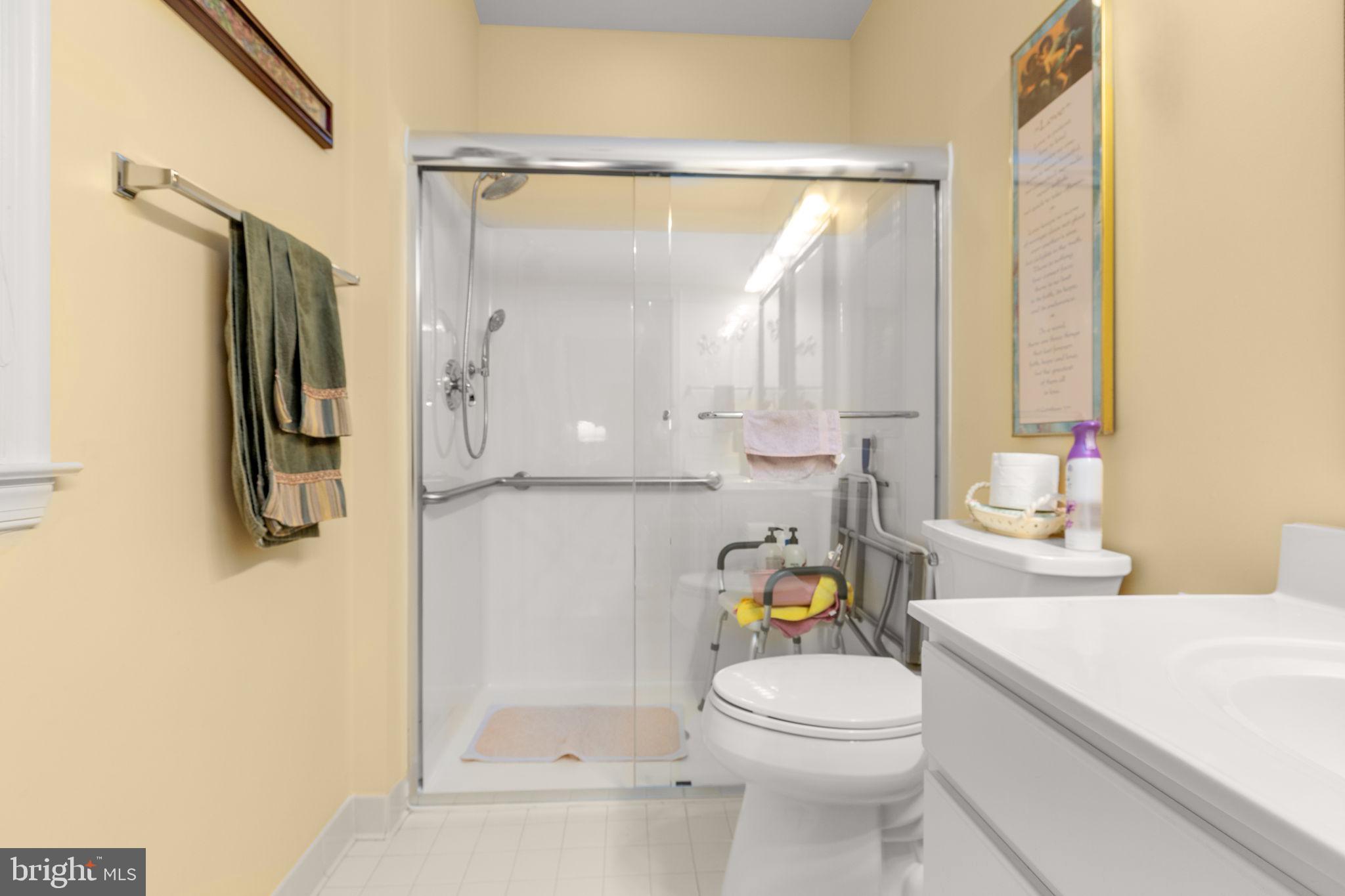 FALLS RUN - Residential