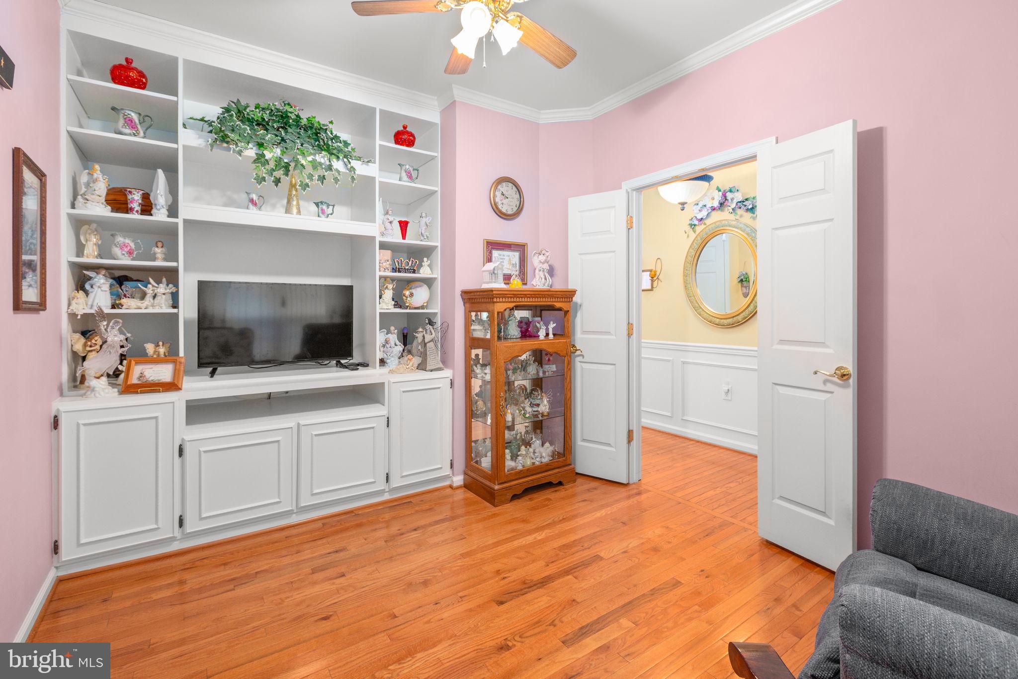 FALLS RUN - Residential