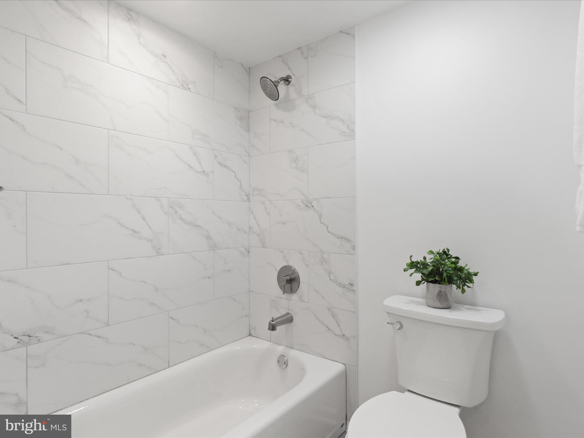 OLD TOWN ALEXANDRIA - Residential