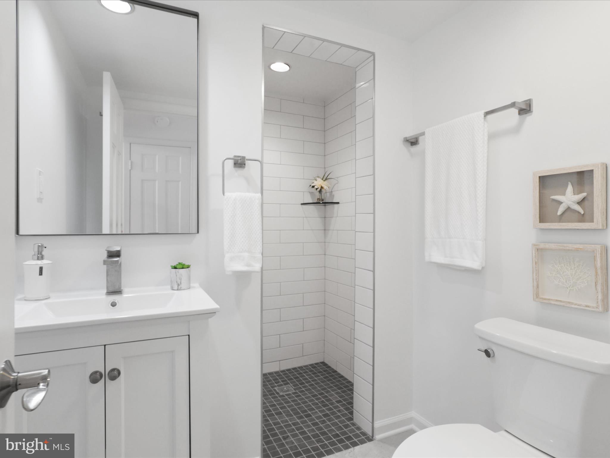 OLD TOWN ALEXANDRIA - Residential