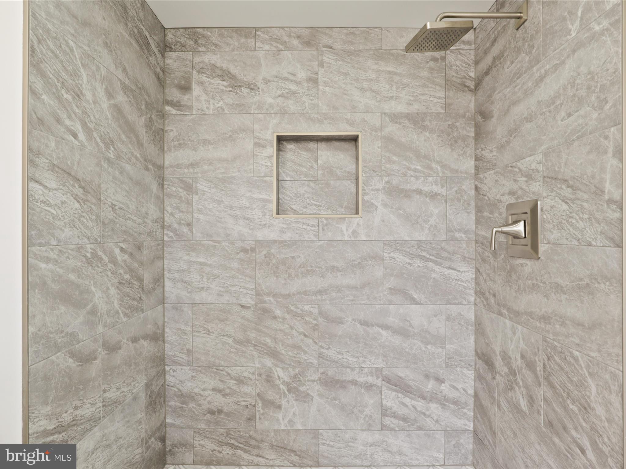 OLD TOWN ALEXANDRIA - Residential