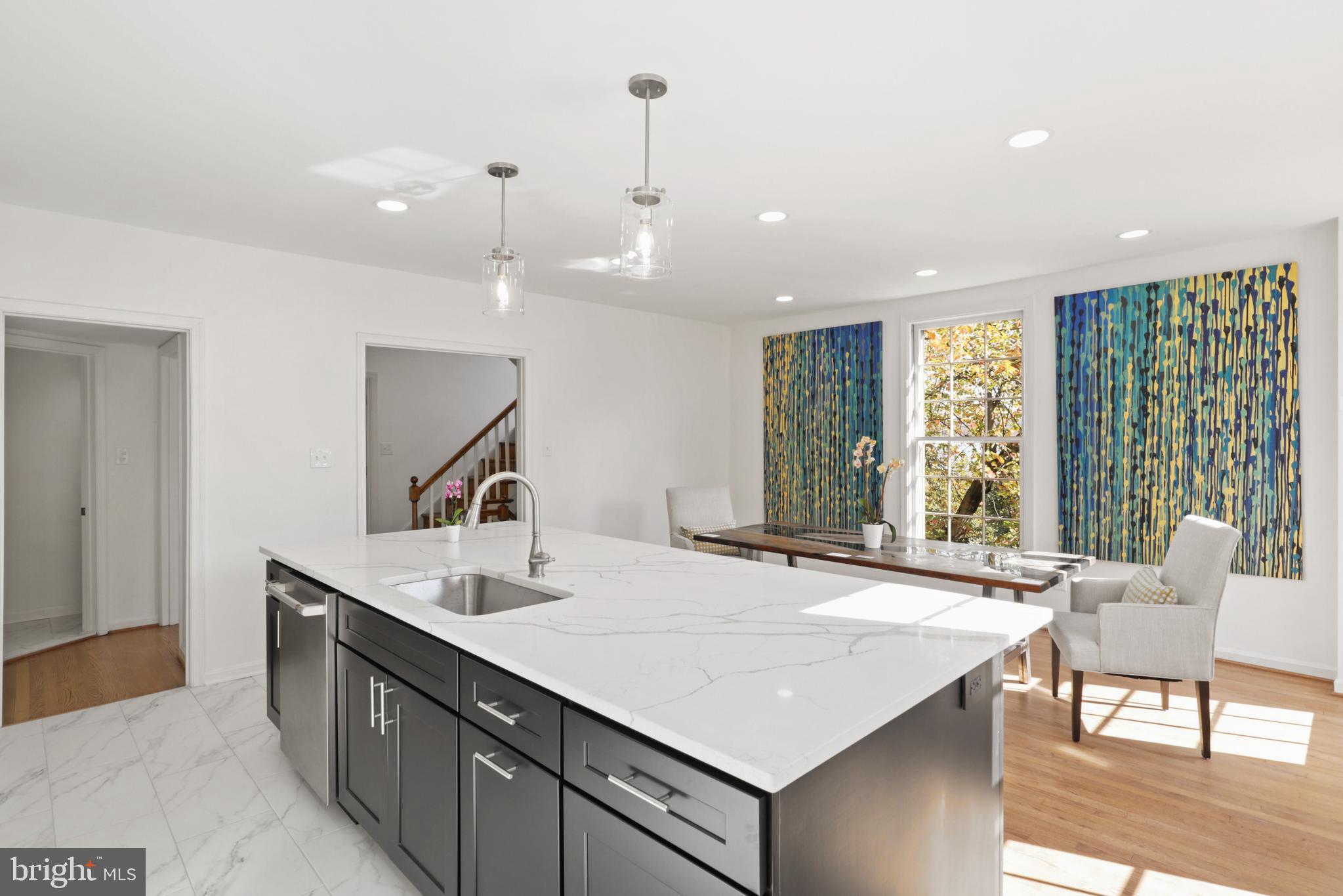 OLD TOWN ALEXANDRIA - Residential