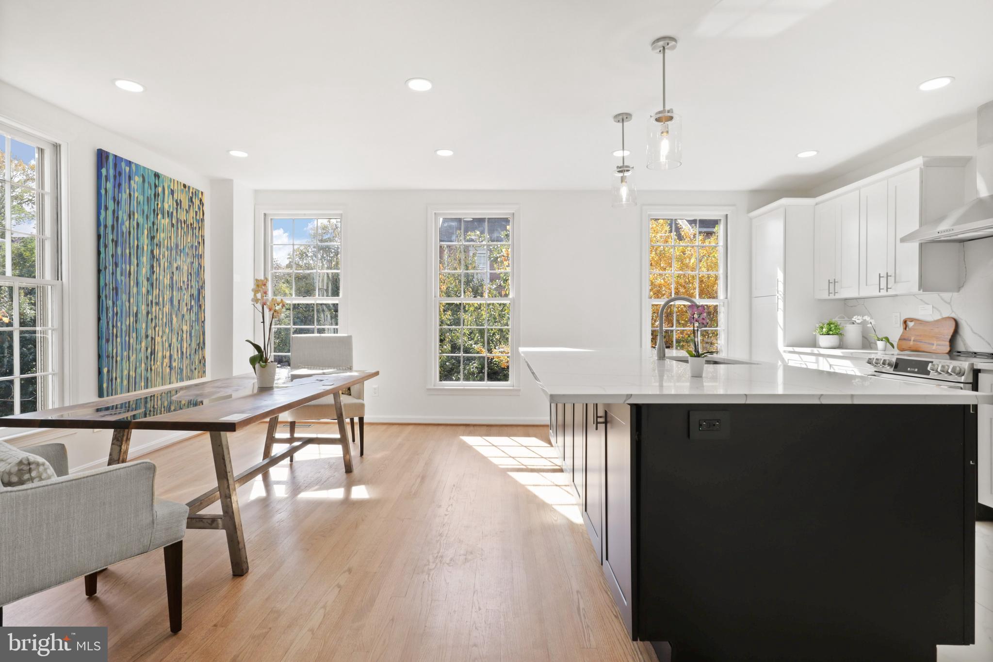 OLD TOWN ALEXANDRIA - Residential