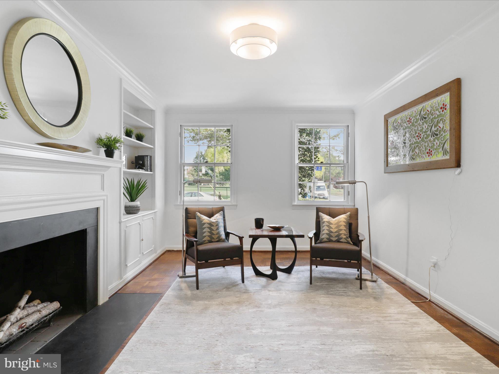 OLD TOWN ALEXANDRIA - Residential