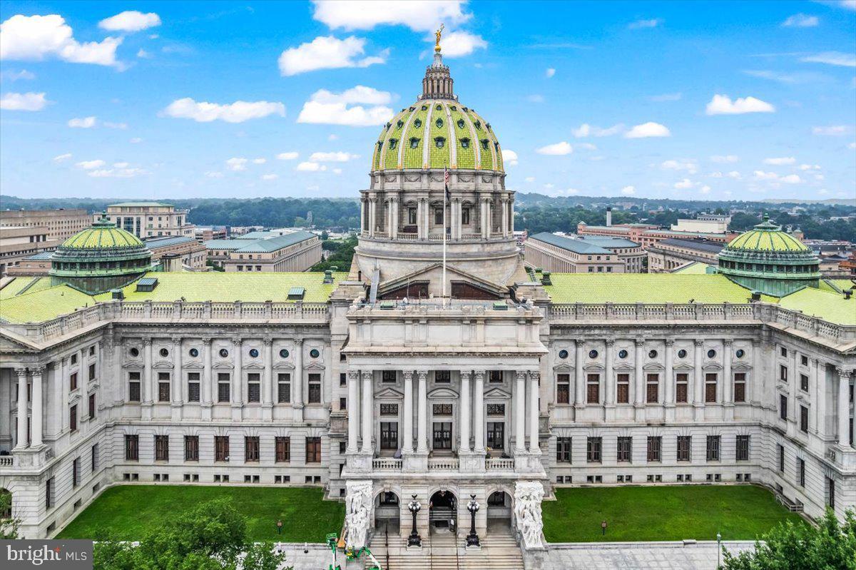 HARRISBURG CITY - Residential Lease