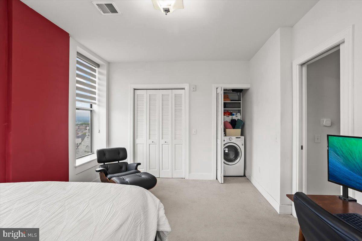 HARRISBURG CITY - Residential Lease