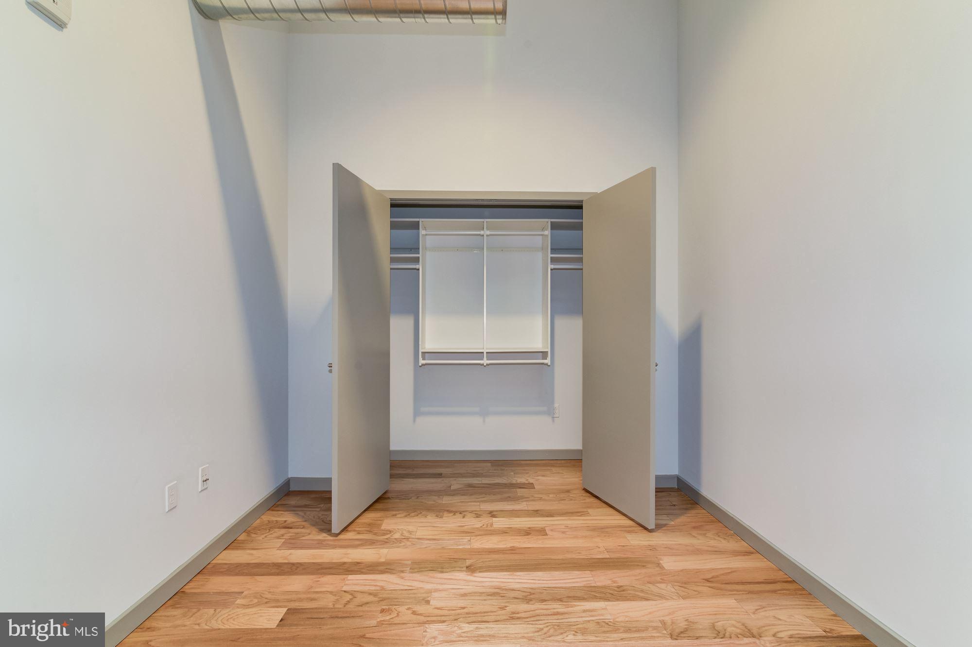 WASHINGTON SQ - Residential Lease