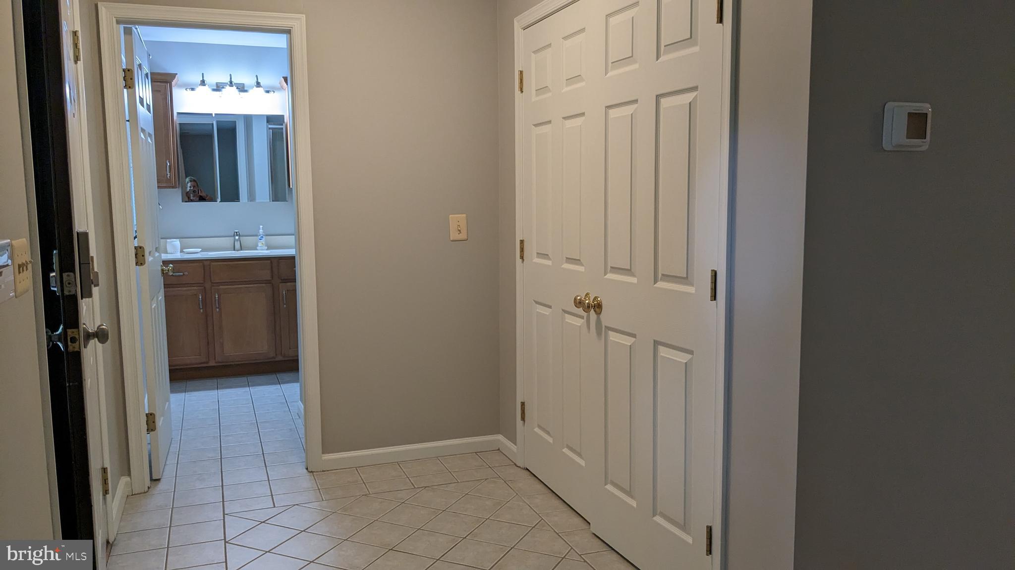 HUNTINGTON WOODS - Residential Lease