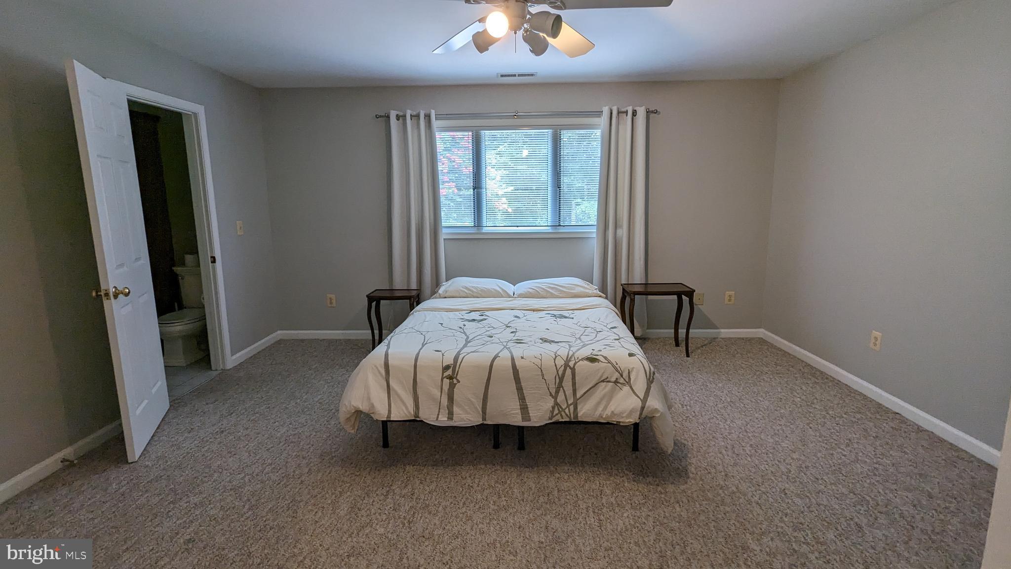 HUNTINGTON WOODS - Residential Lease