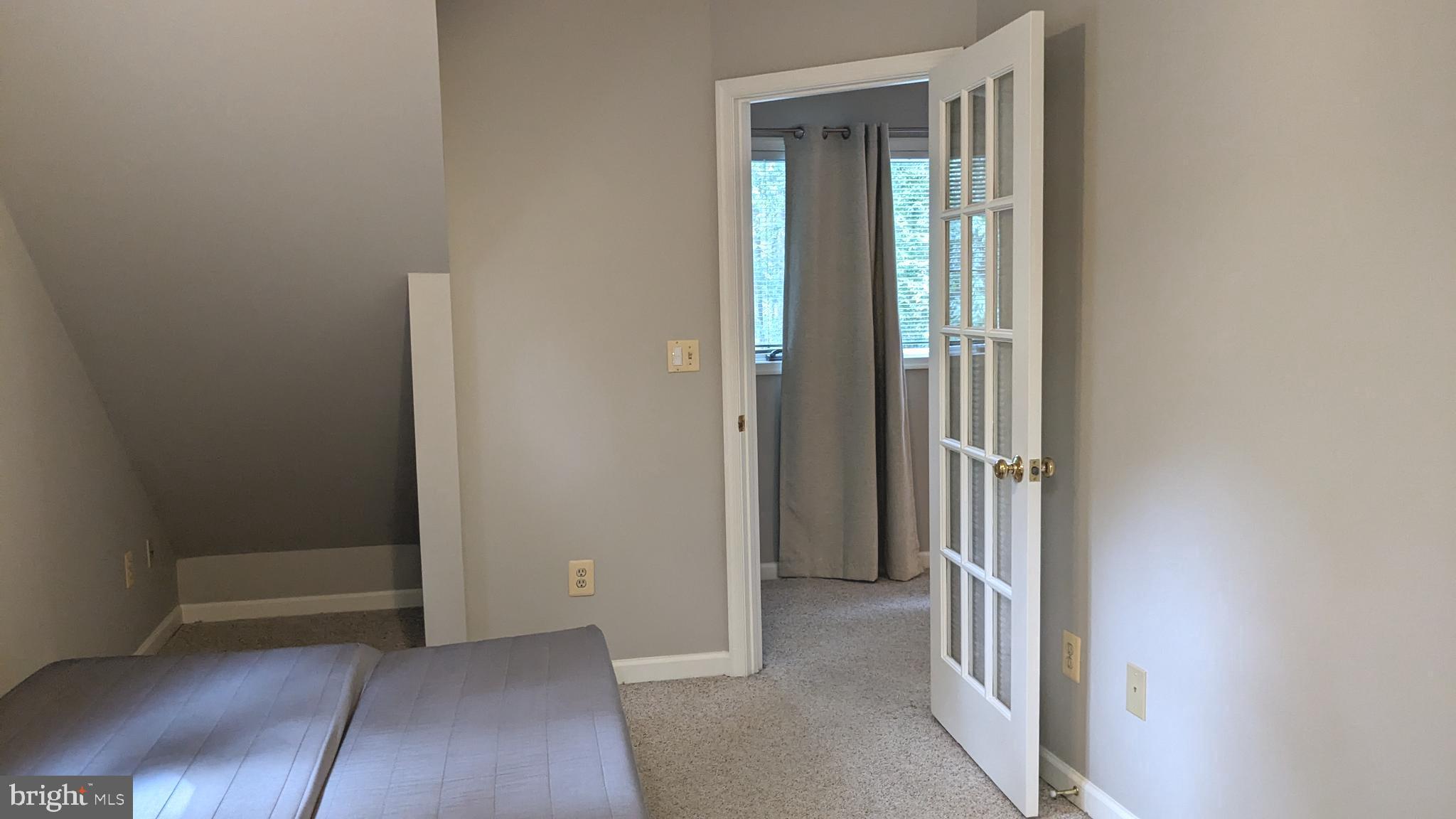 HUNTINGTON WOODS - Residential Lease