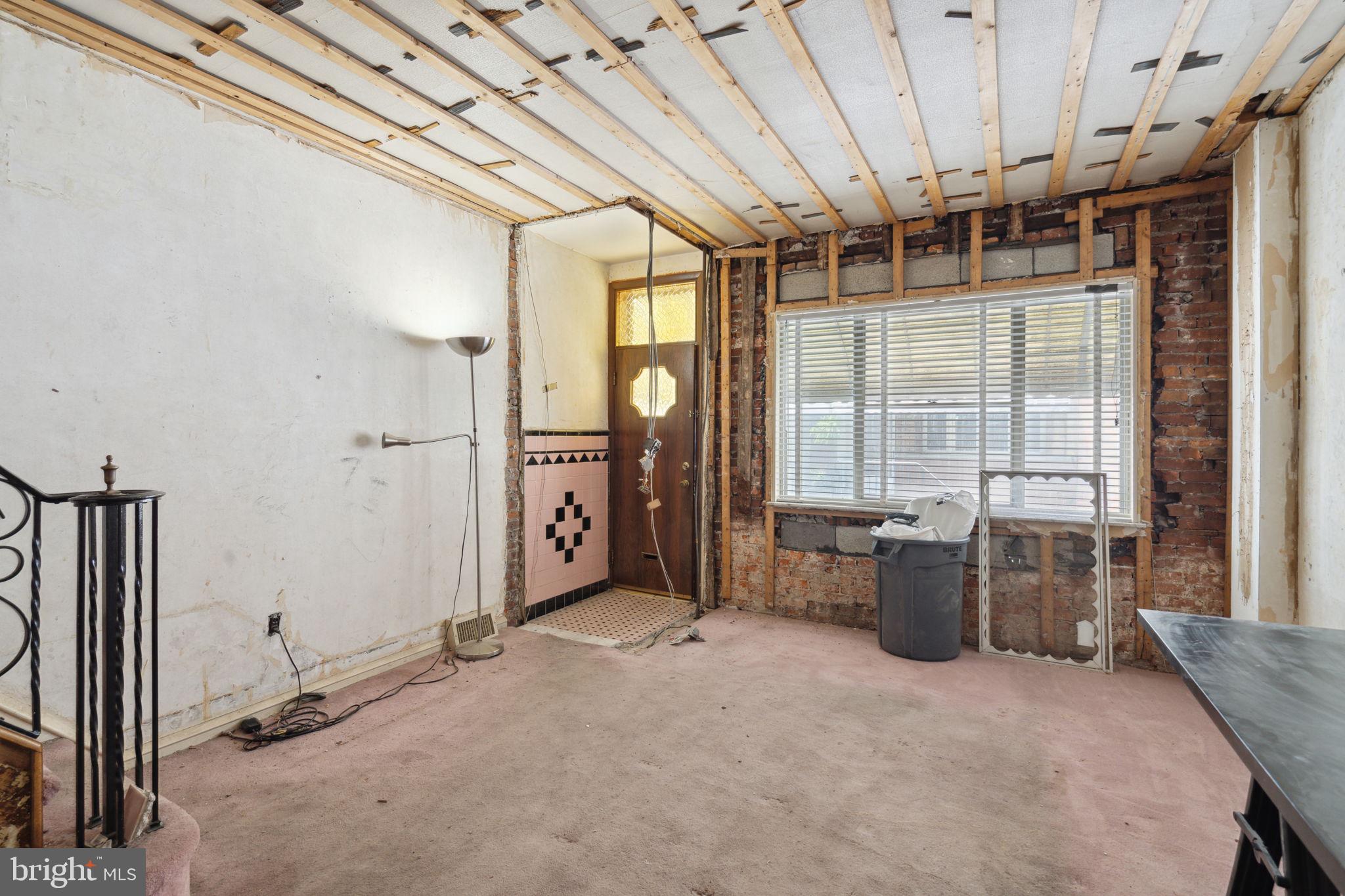 LOWER MOYAMENSING - Residential