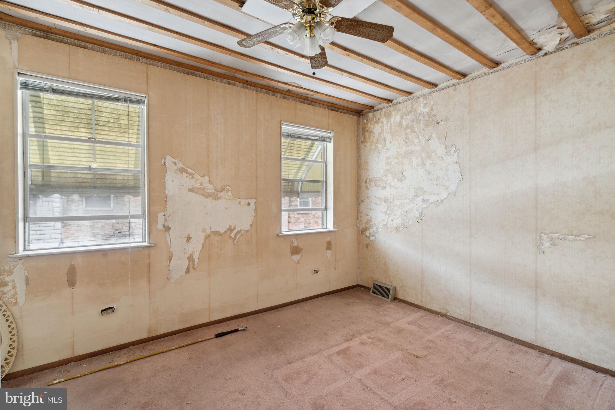 LOWER MOYAMENSING - Residential