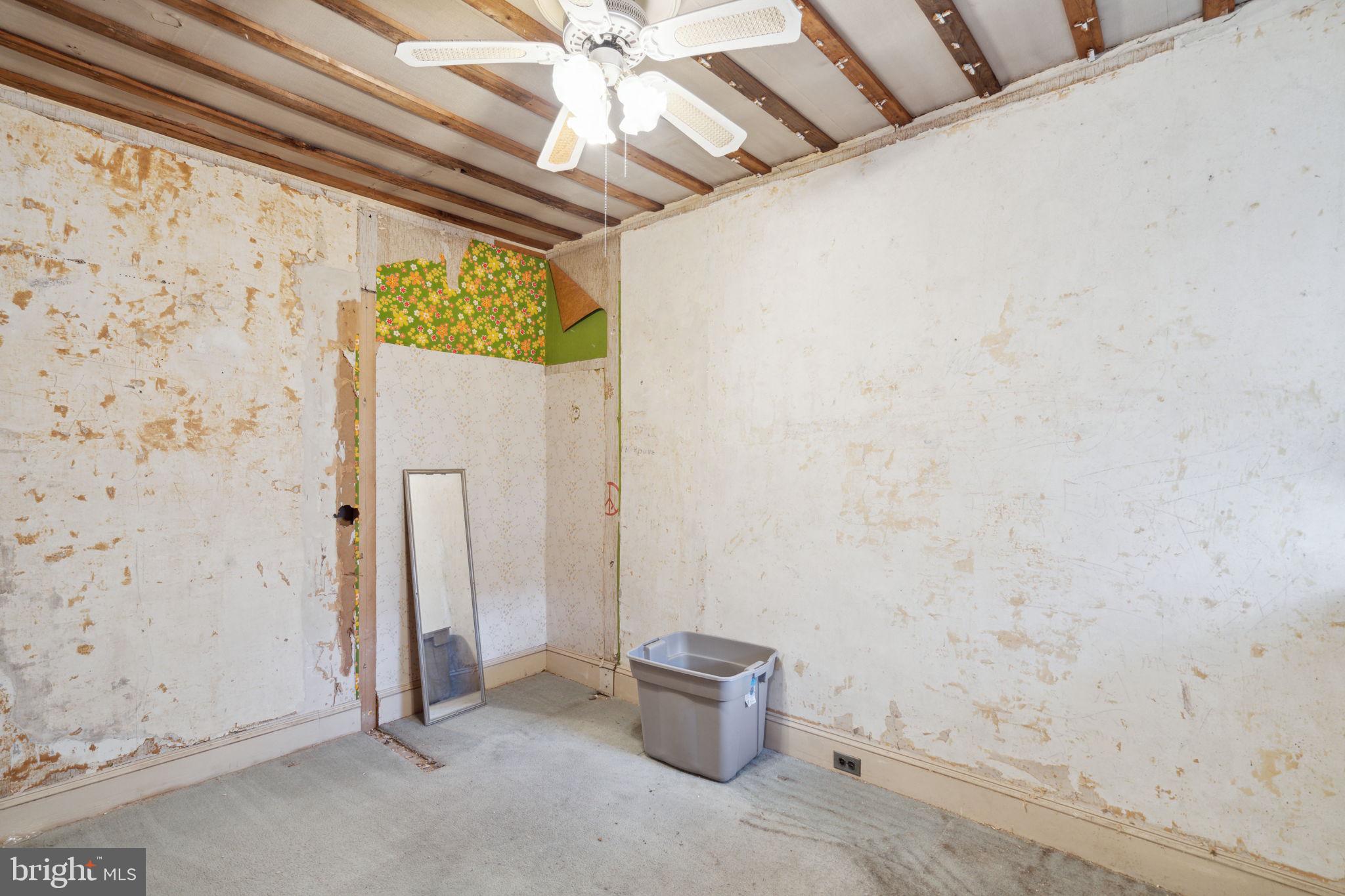 LOWER MOYAMENSING - Residential