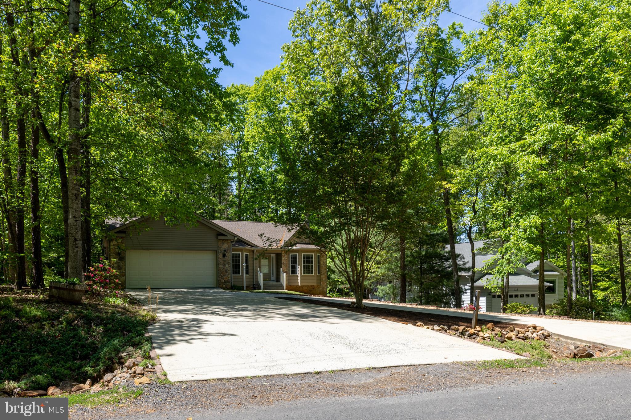 LAKE OF THE WOODS - Residential
