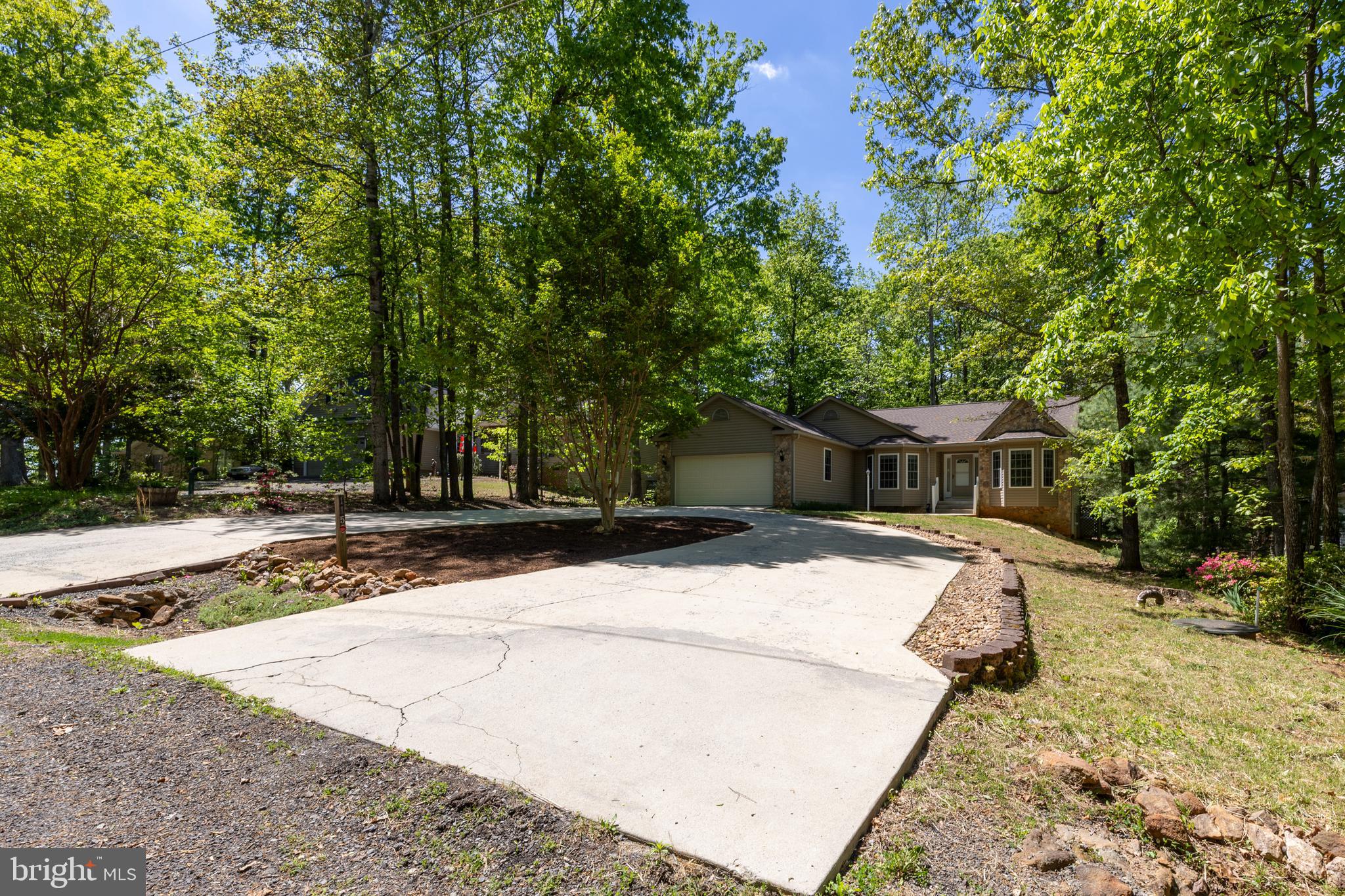 LAKE OF THE WOODS - Residential
