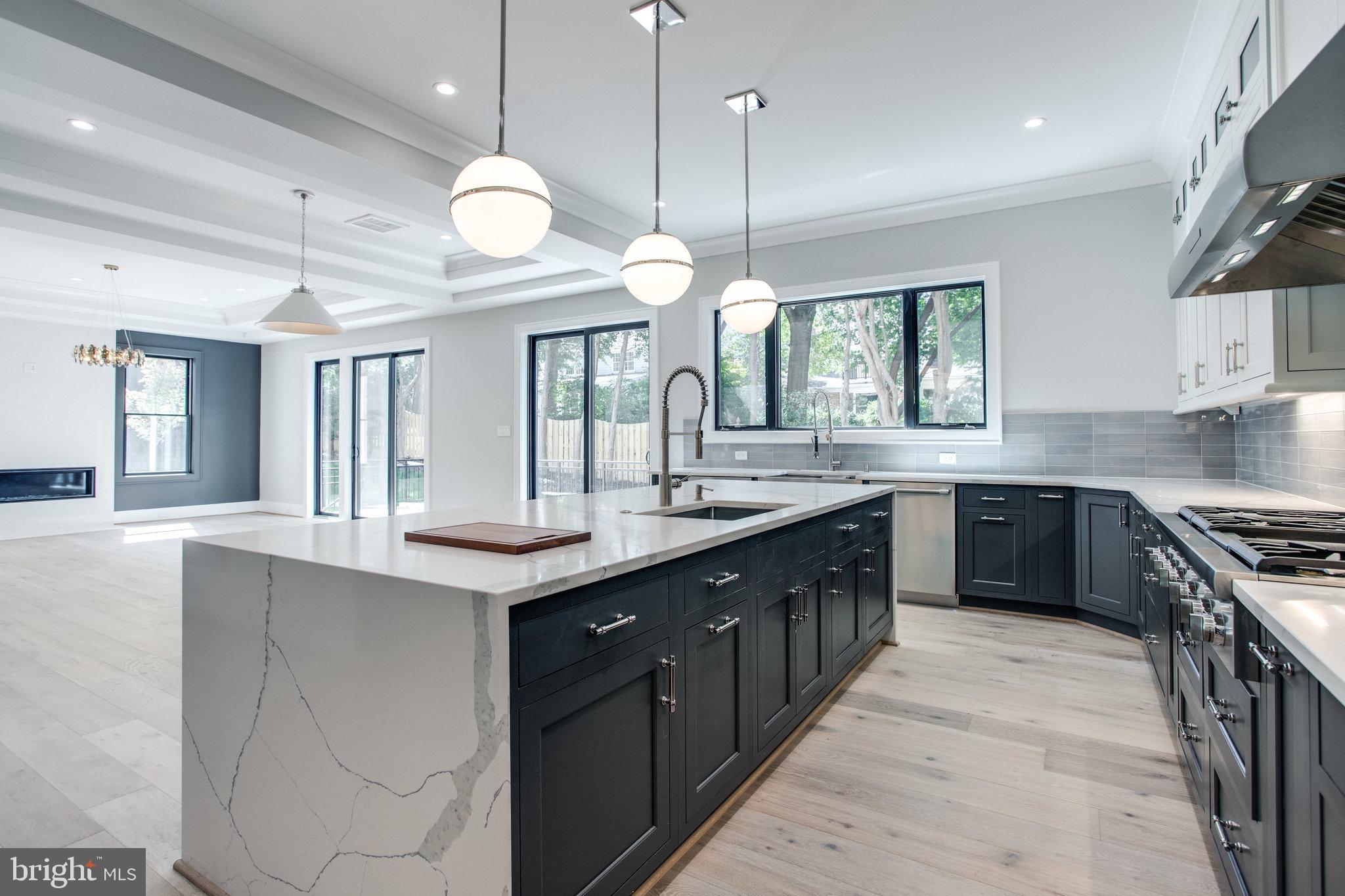 BRAEWOOD - Residential