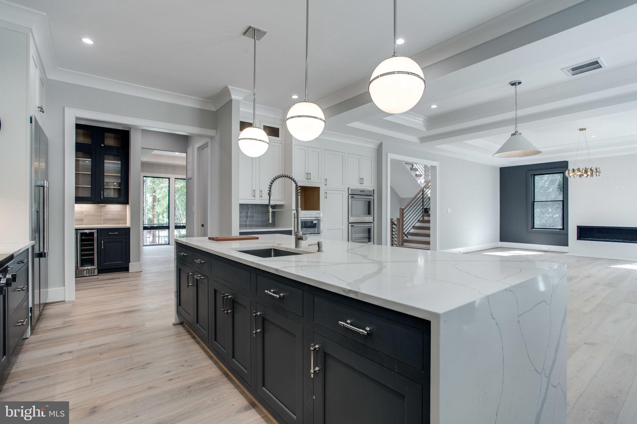 BRAEWOOD - Residential