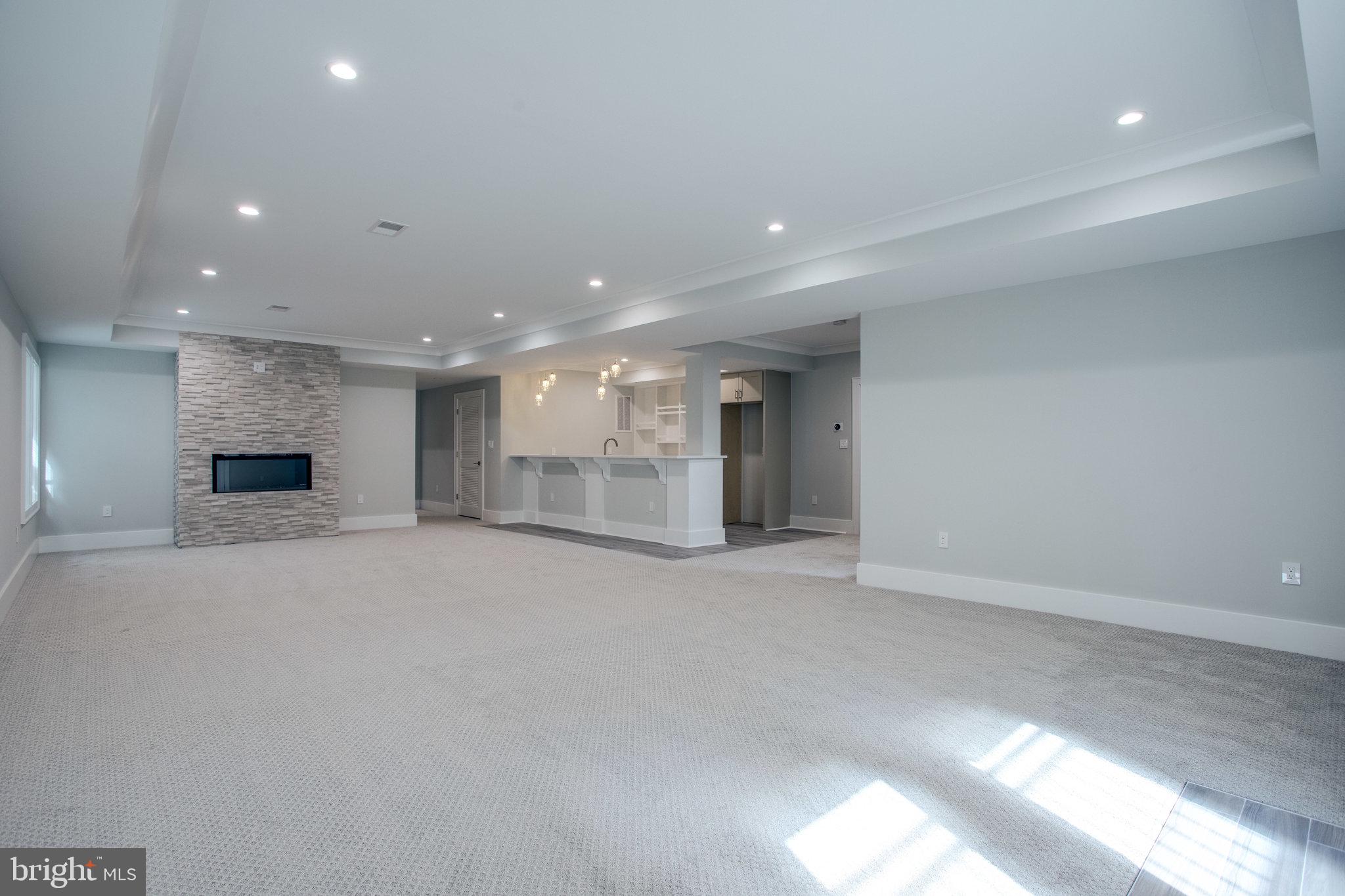 BRAEWOOD - Residential