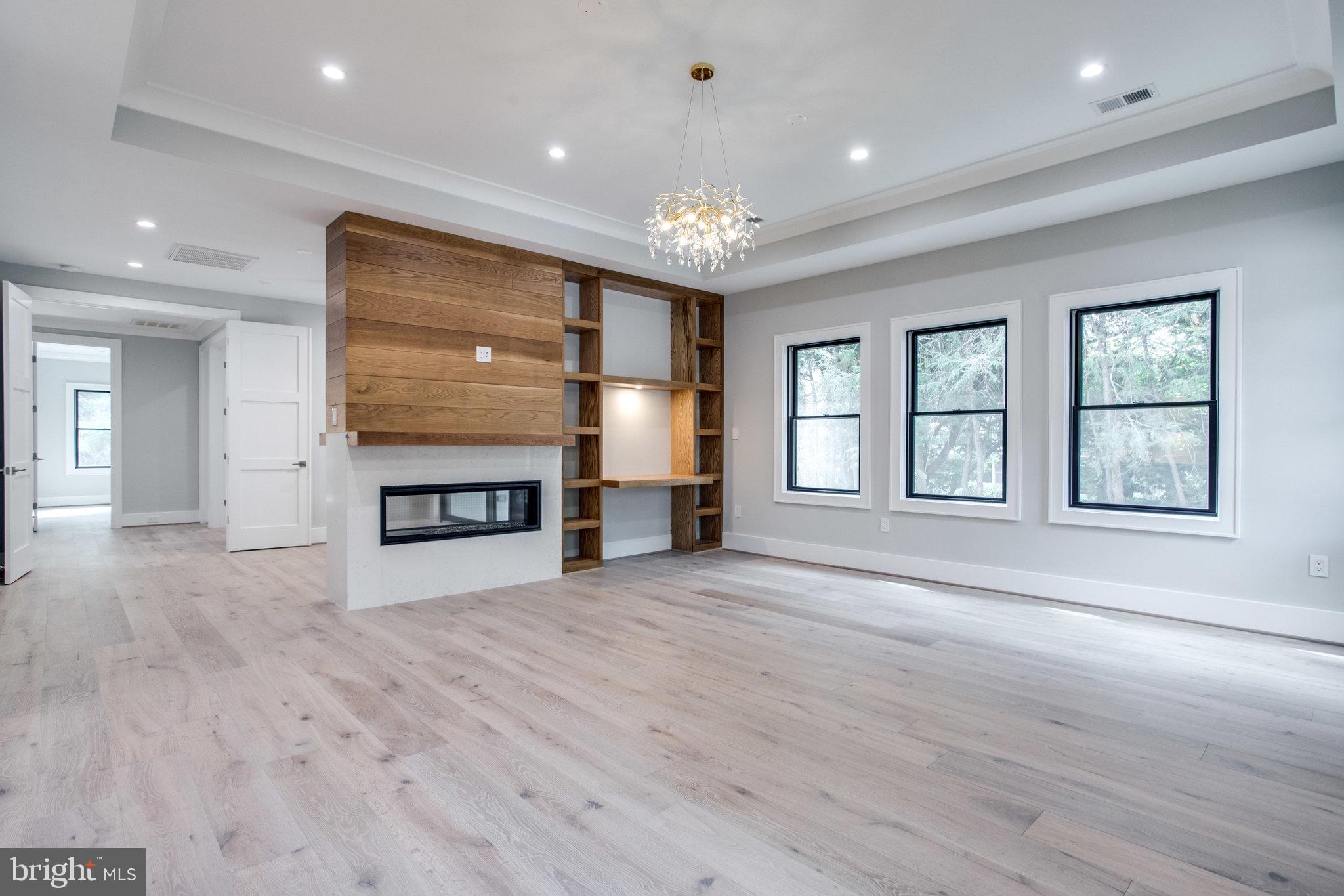 BRAEWOOD - Residential