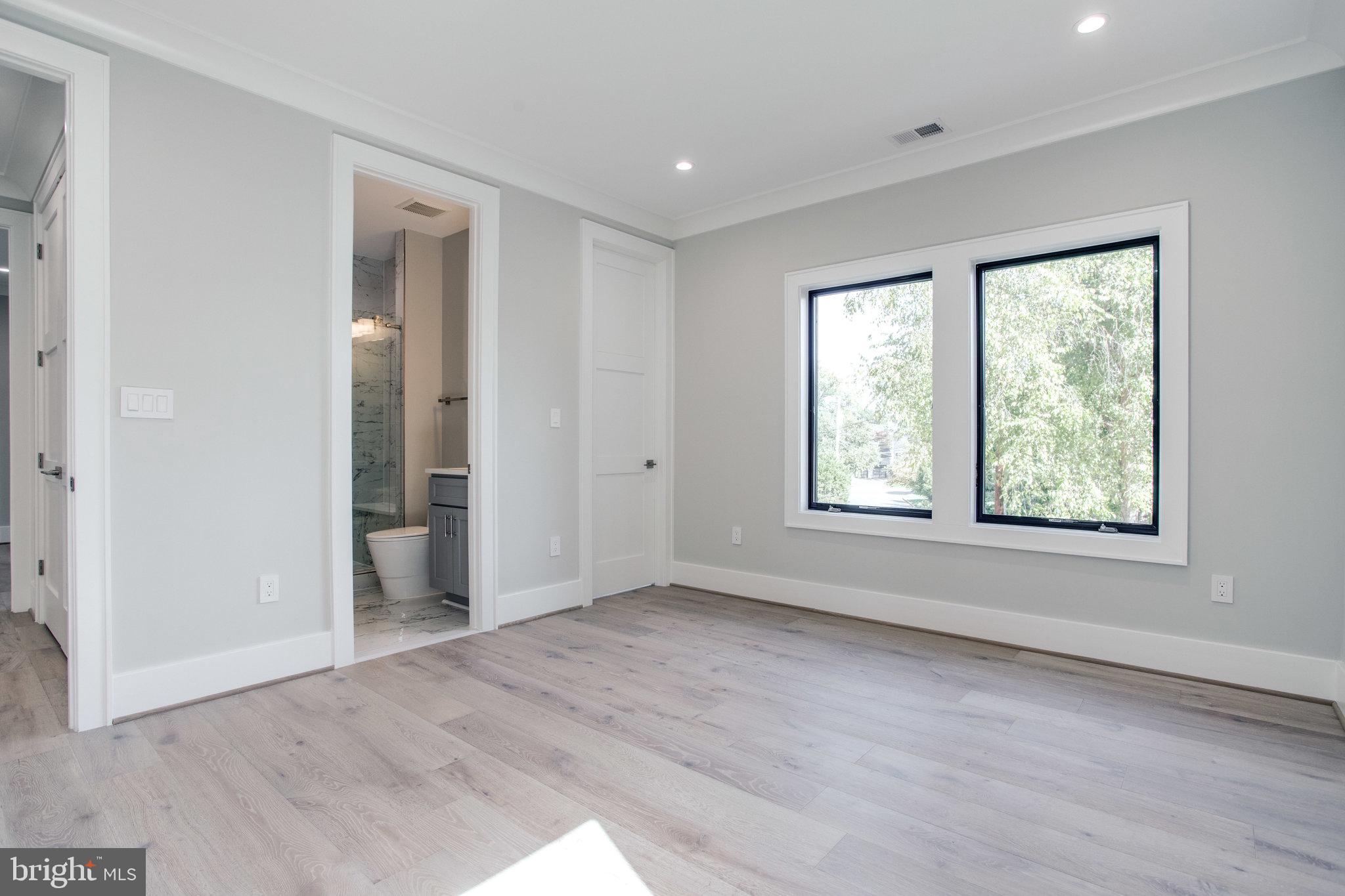 BRAEWOOD - Residential