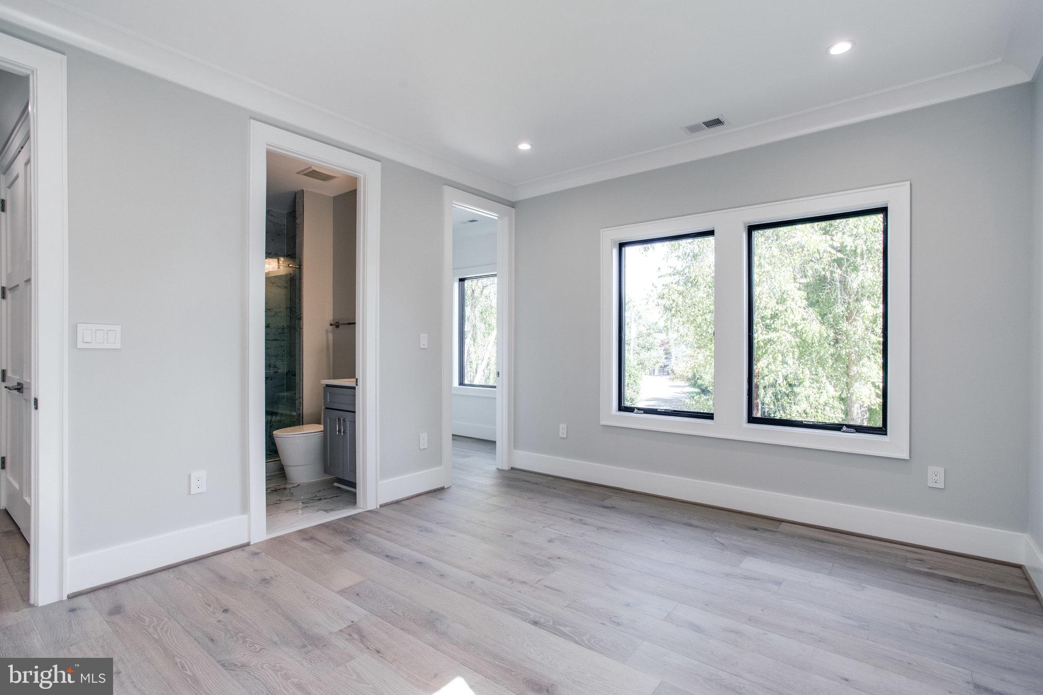 BRAEWOOD - Residential