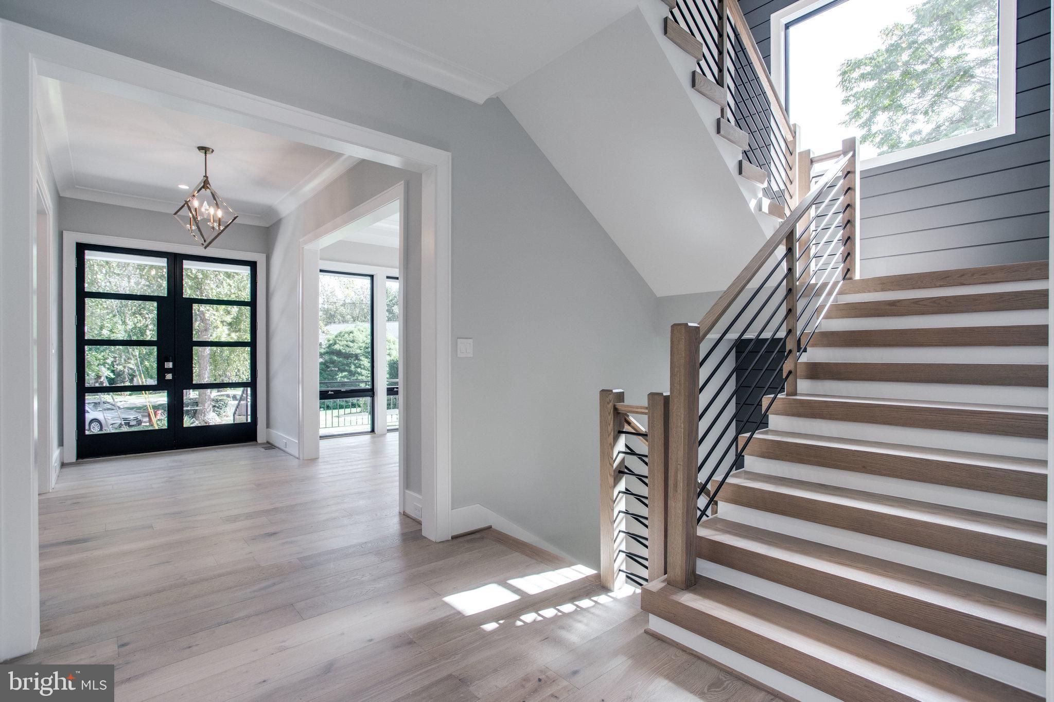 BRAEWOOD - Residential