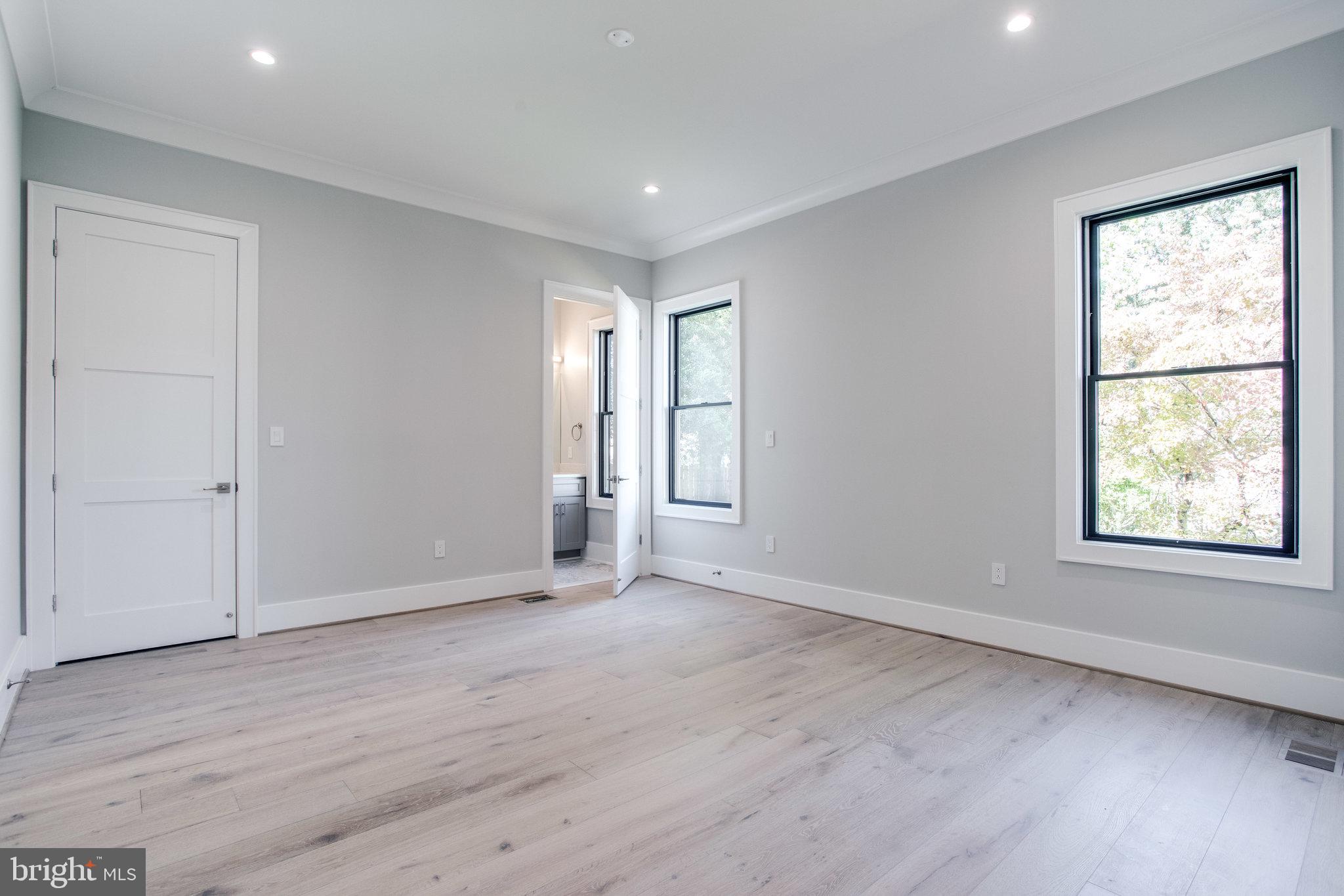 BRAEWOOD - Residential