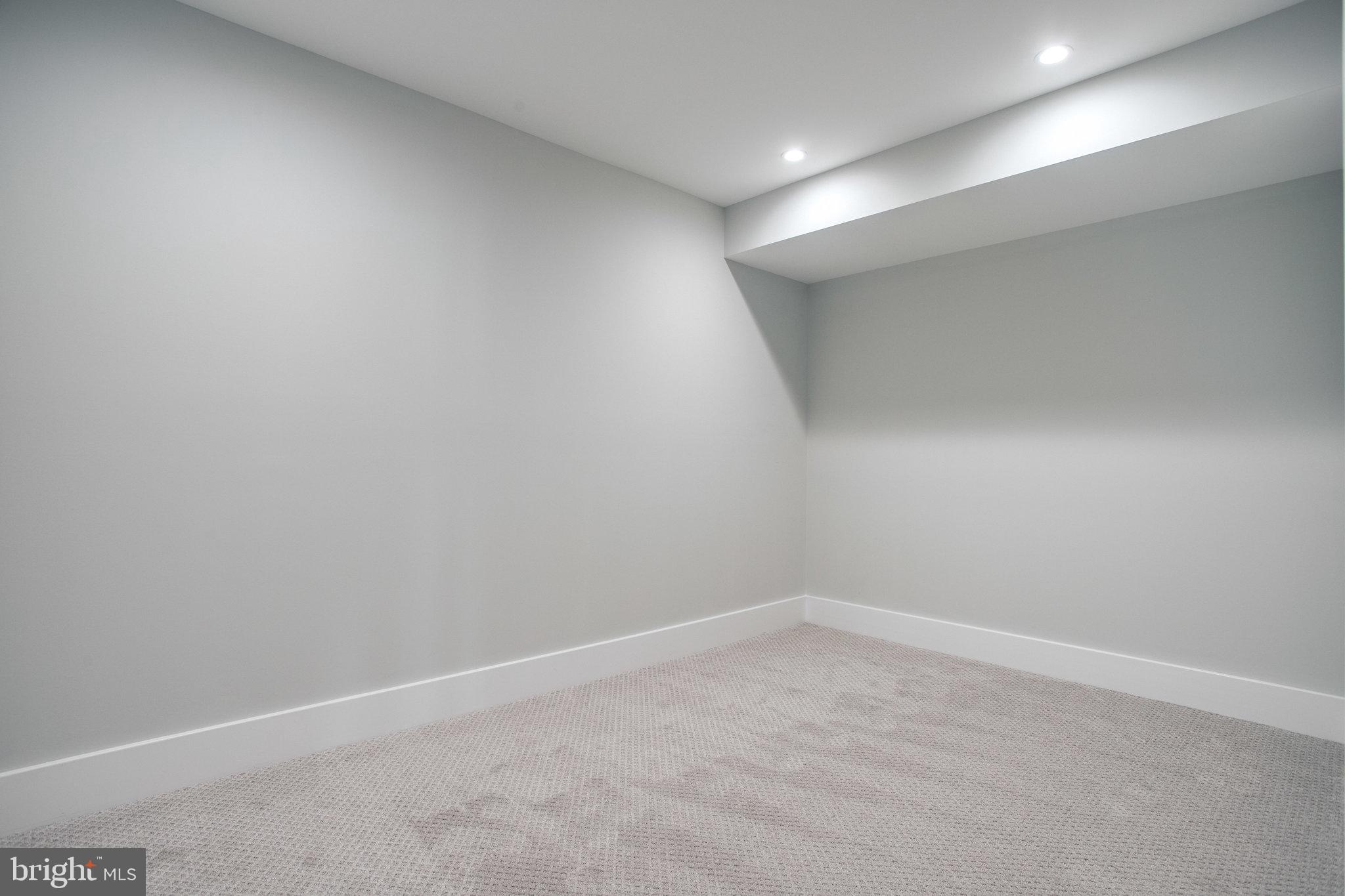 BRAEWOOD - Residential