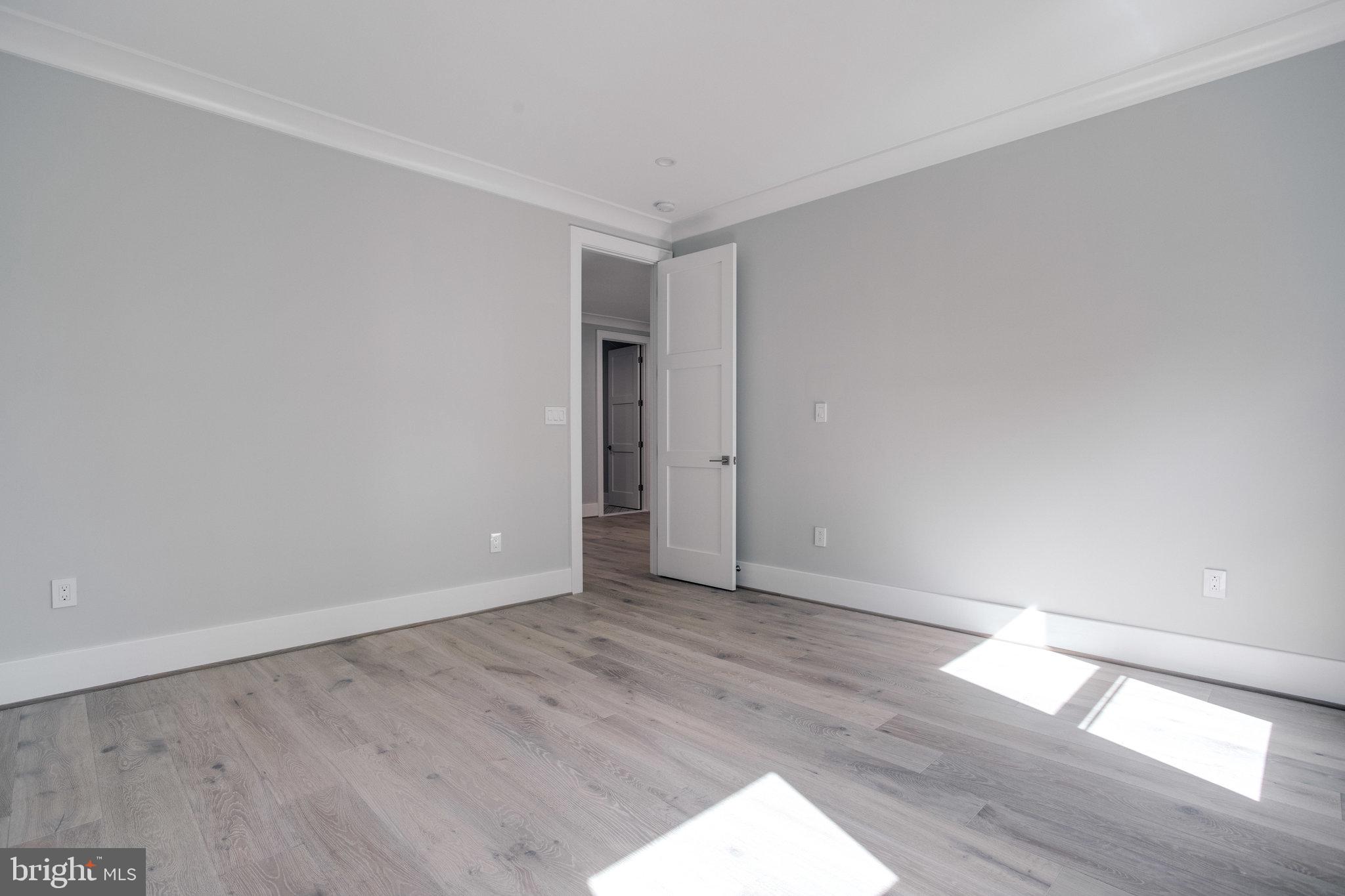 BRAEWOOD - Residential