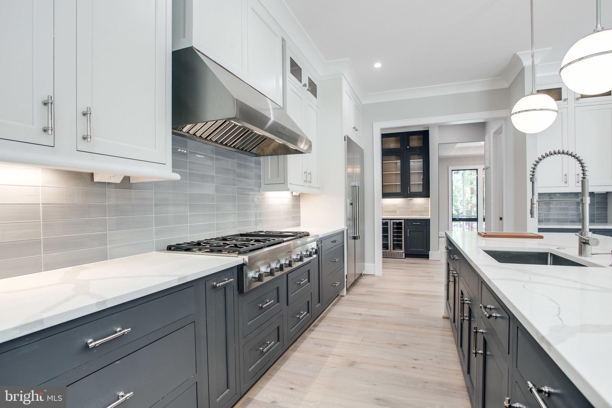 BRAEWOOD - Residential