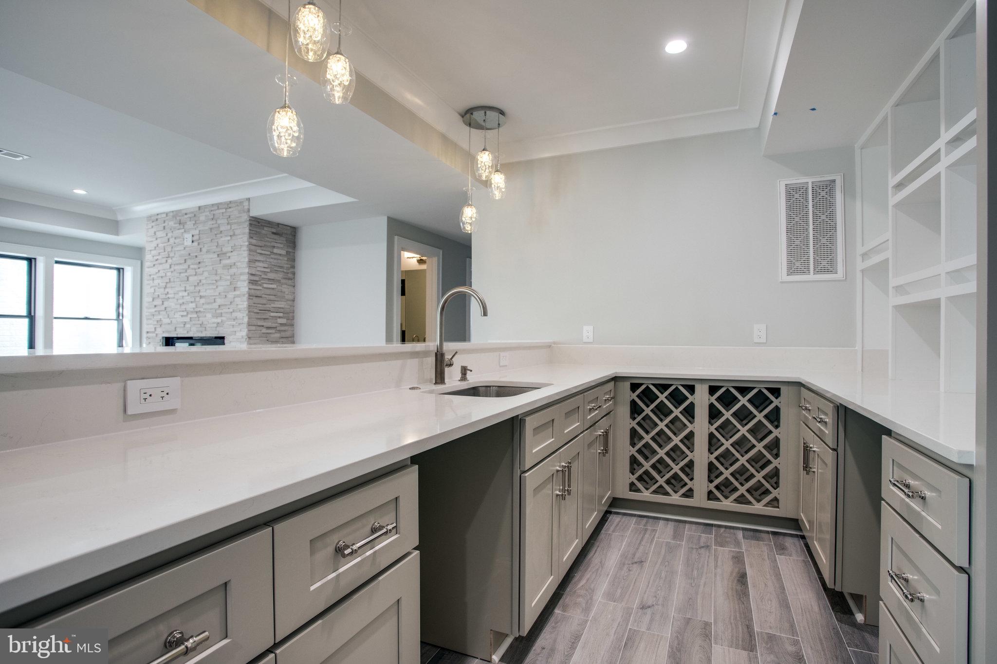 BRAEWOOD - Residential