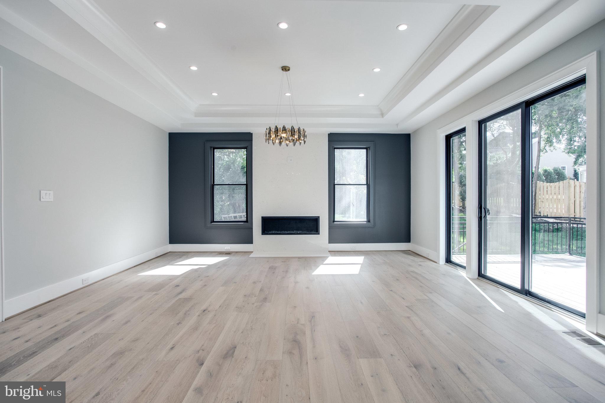 BRAEWOOD - Residential