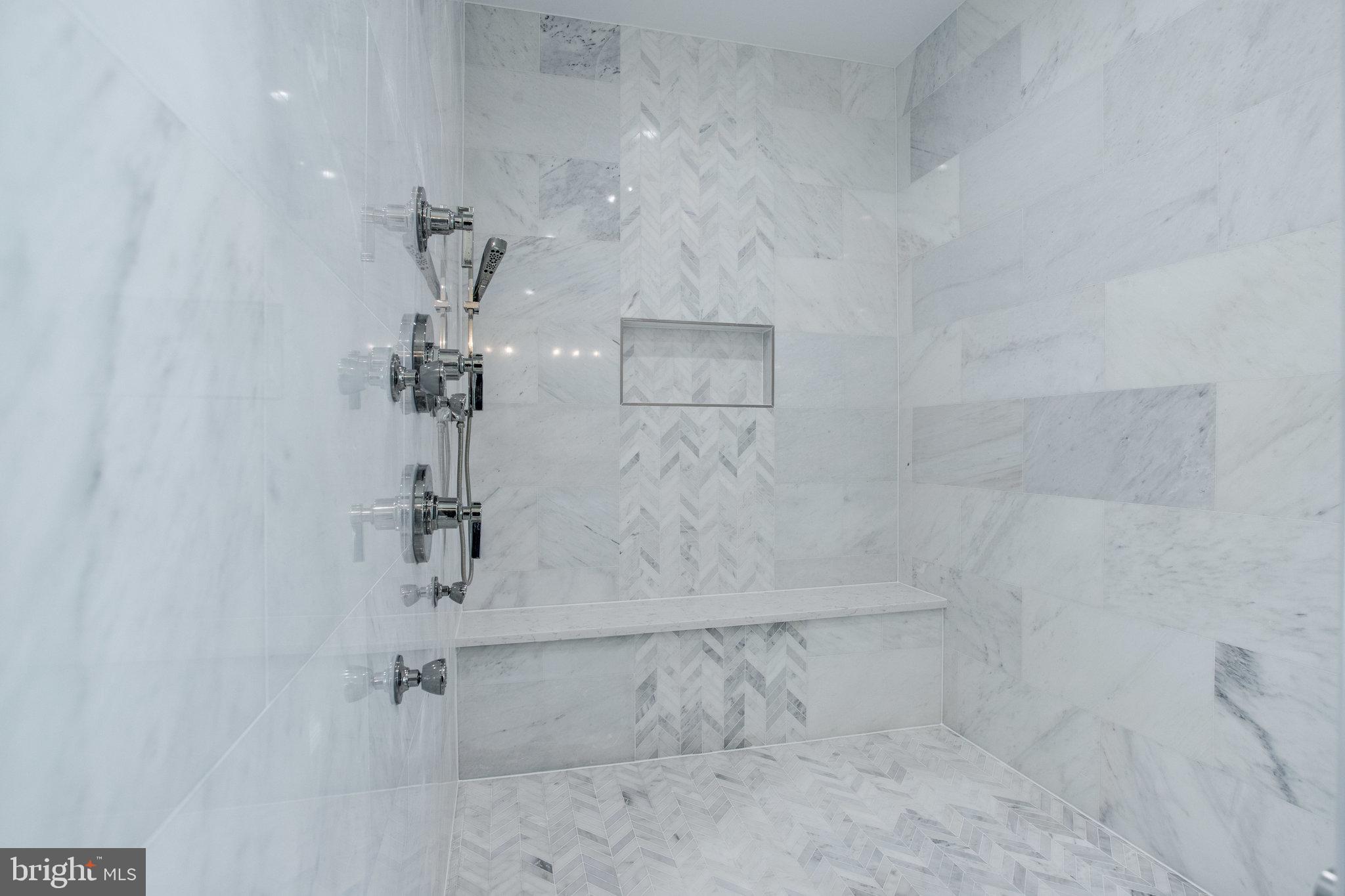 BRAEWOOD - Residential