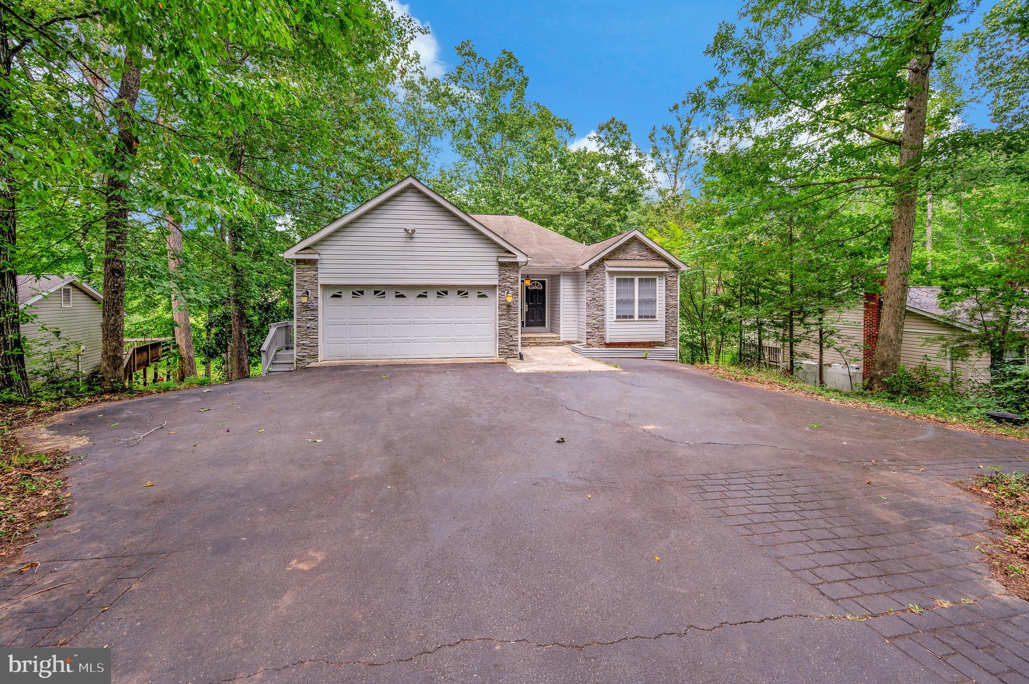 LAKE OF THE WOODS - Residential