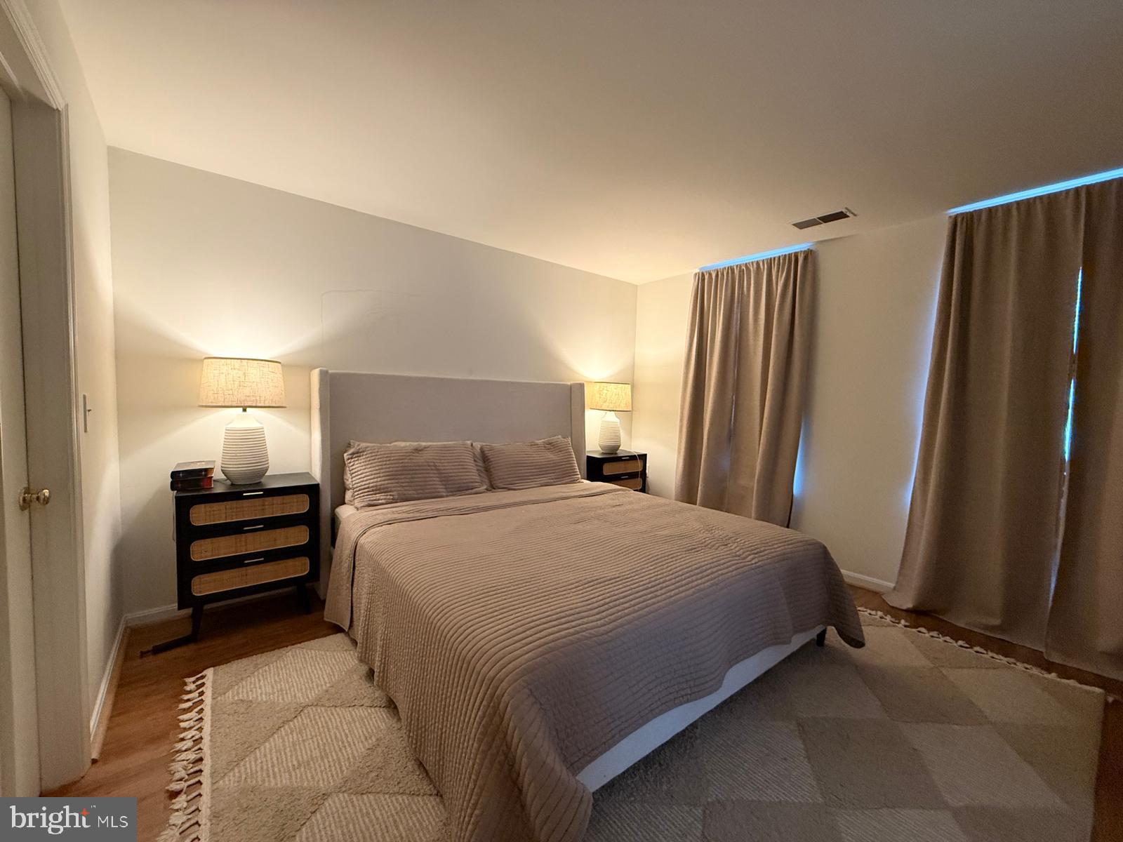 SUMMERHOUSE CONDO - Residential