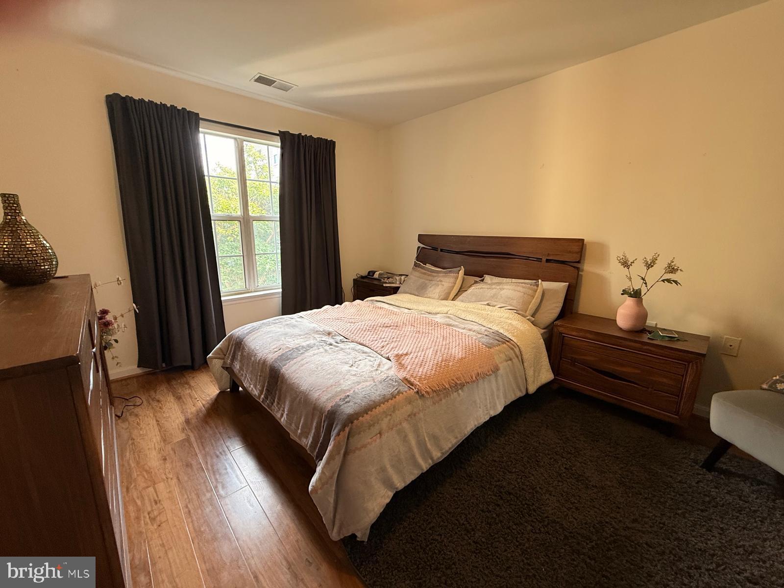 SUMMERHOUSE CONDO - Residential