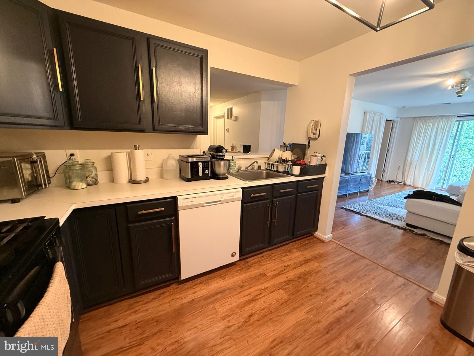 SUMMERHOUSE CONDO - Residential