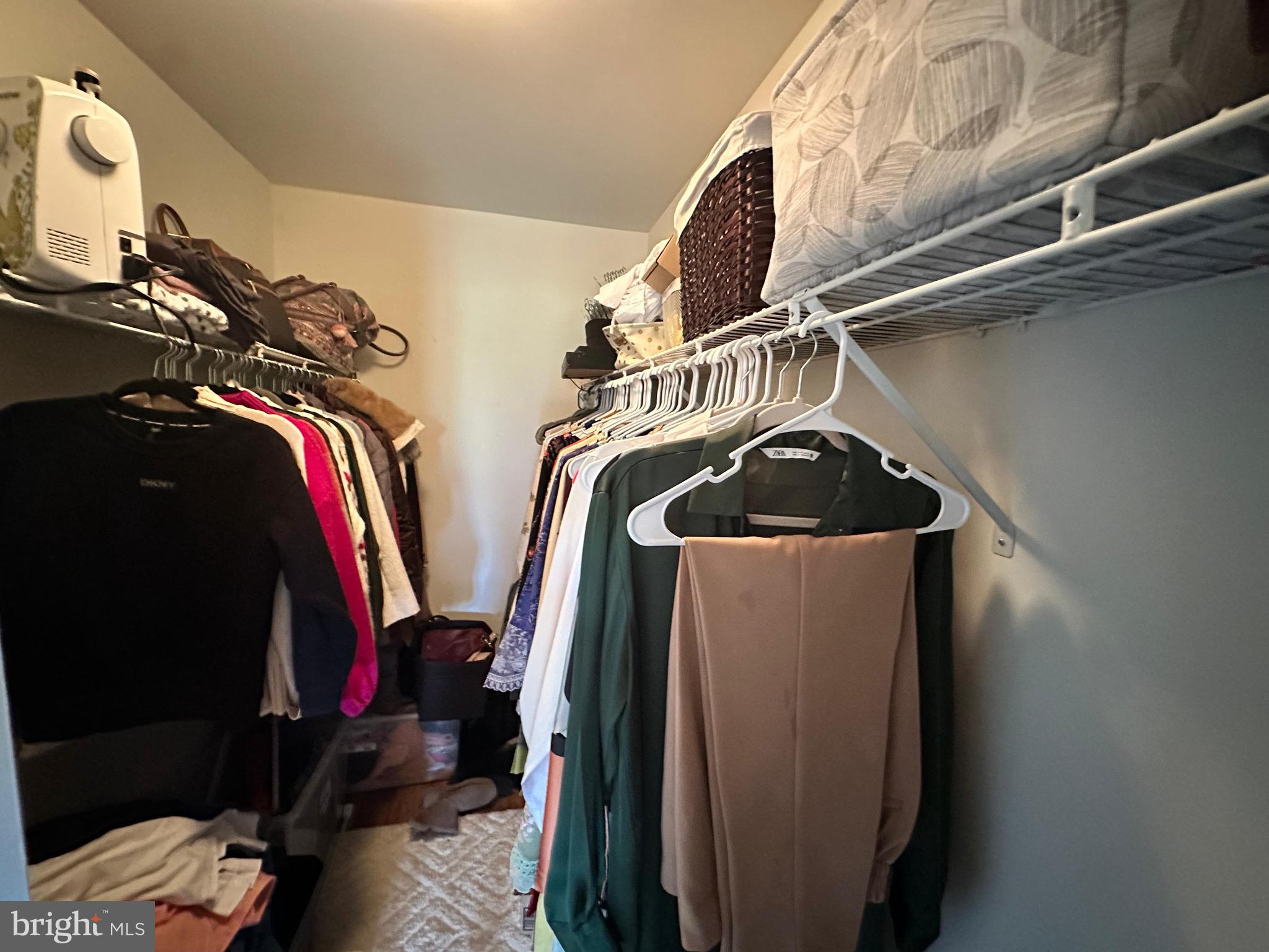 SUMMERHOUSE CONDO - Residential