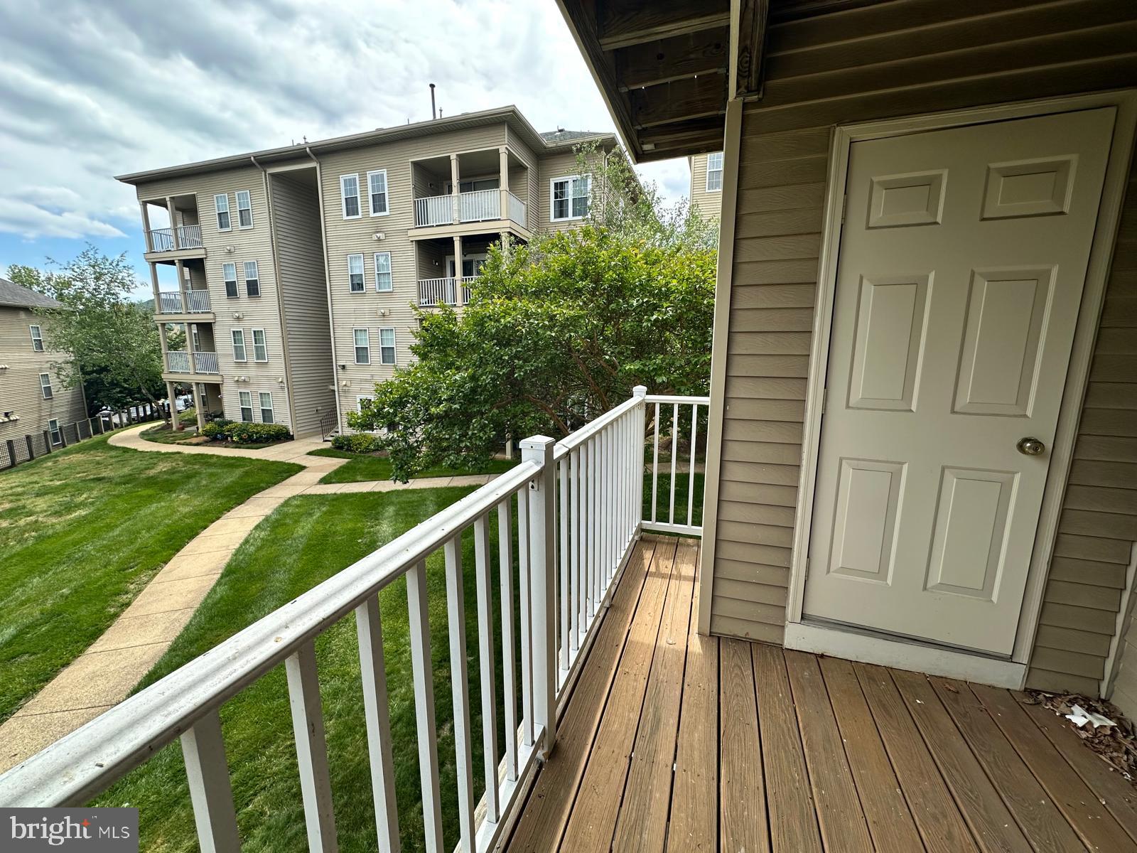SUMMERHOUSE CONDO - Residential