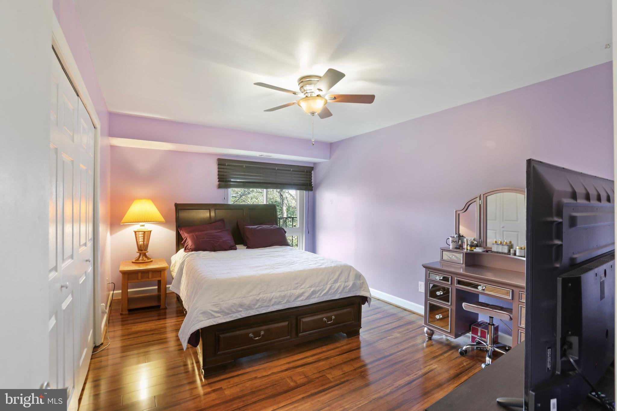 VANTAGE HILL - Residential