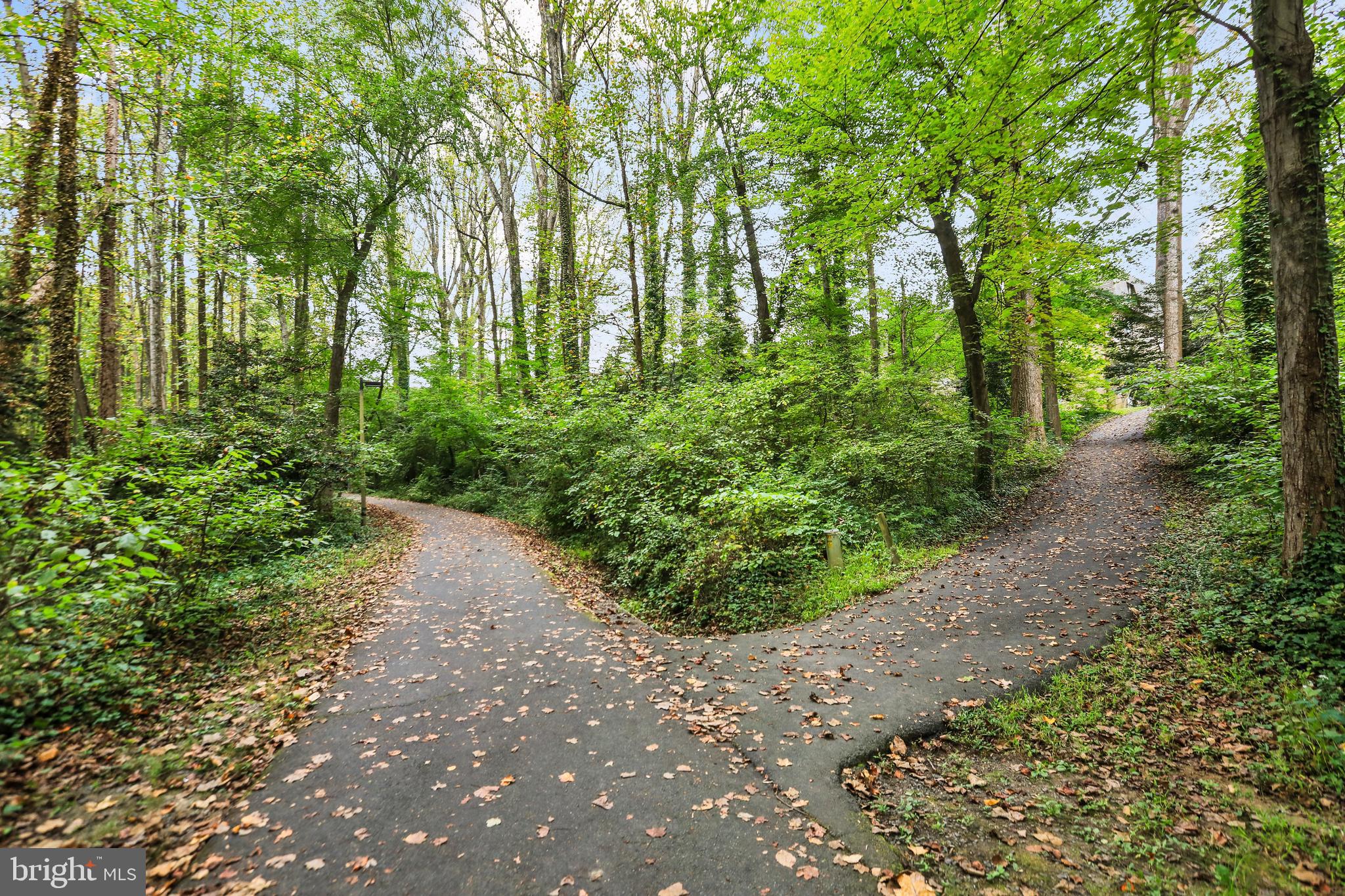 VANTAGE HILL - Residential