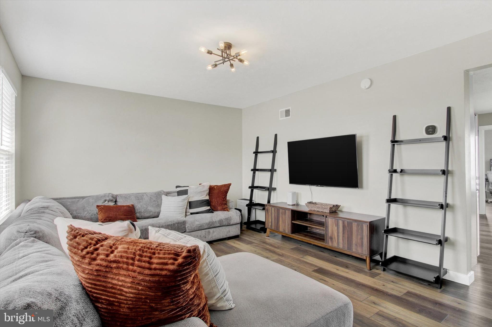 SOUTH BRANCH - Residential