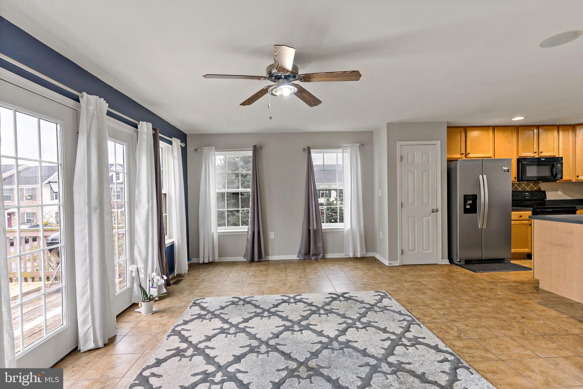 MANOR PARK - Residential