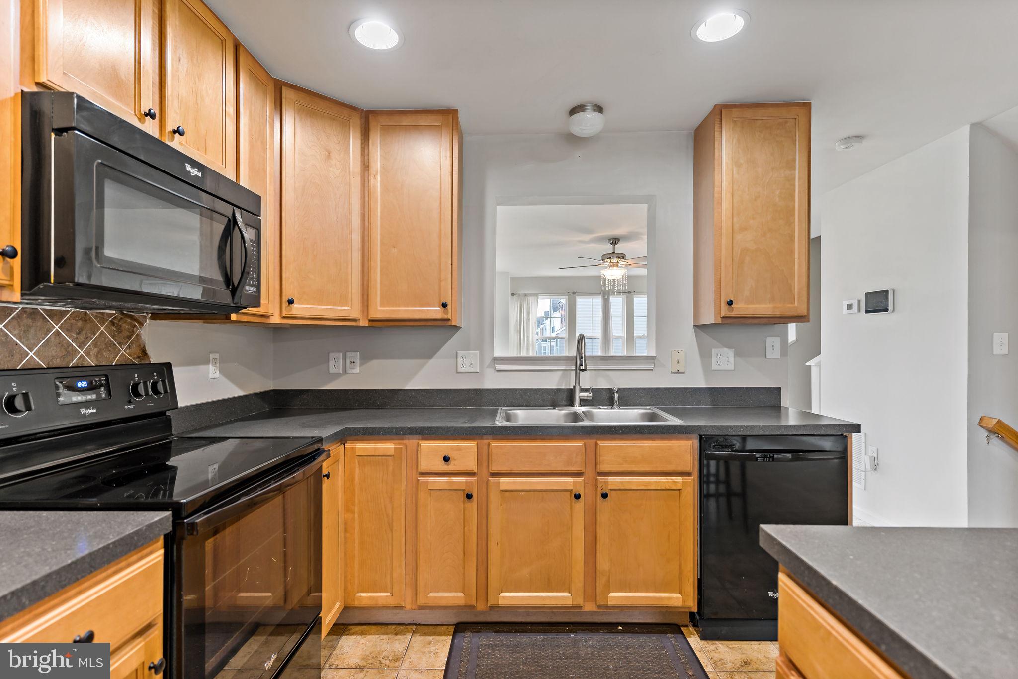 MANOR PARK - Residential