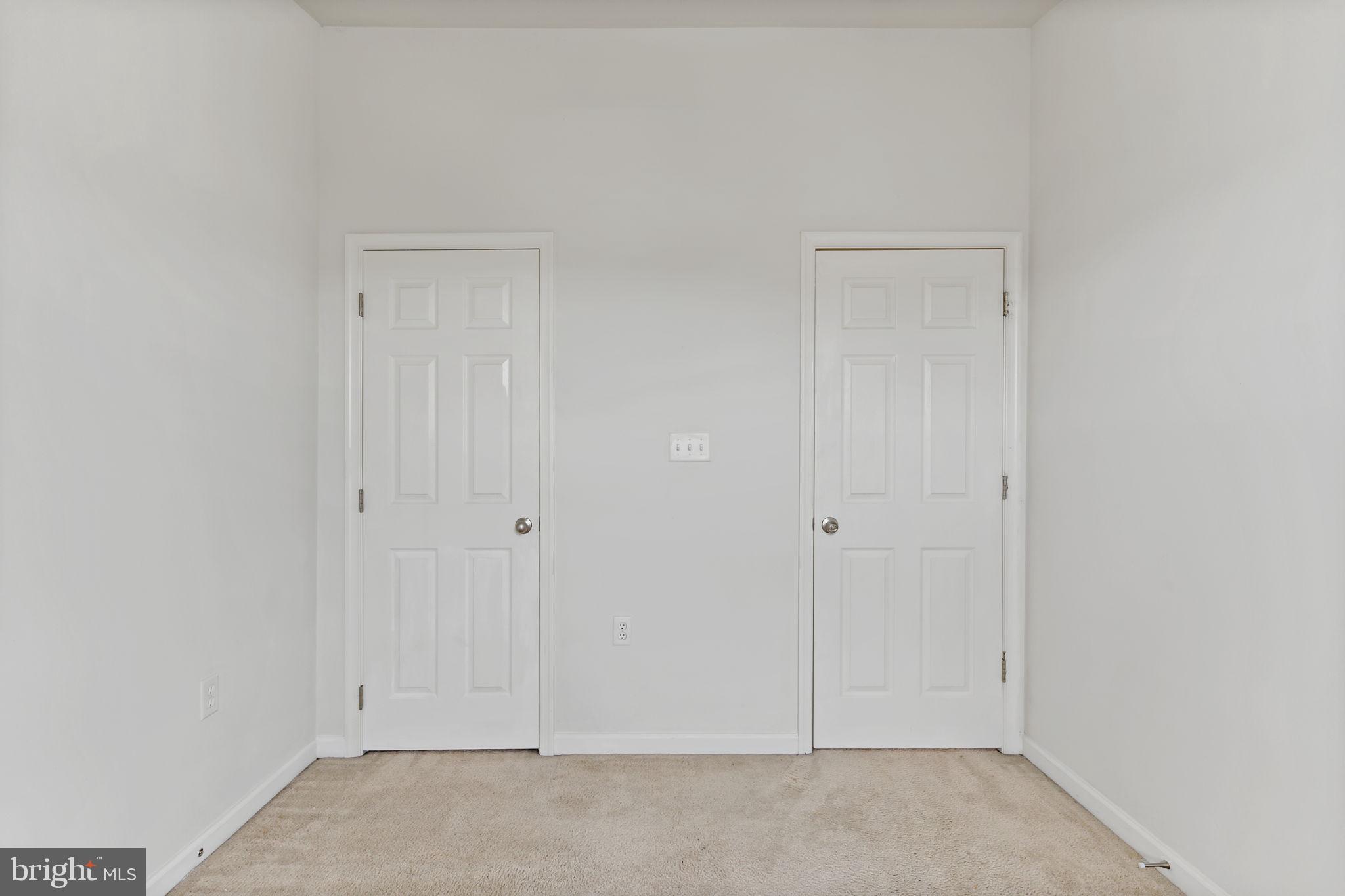 MANOR PARK - Residential