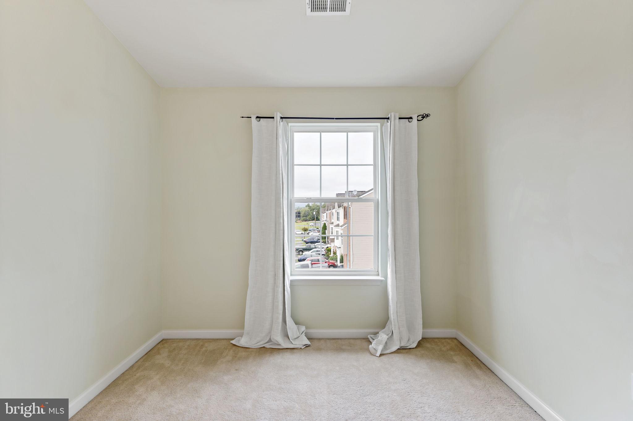 MANOR PARK - Residential