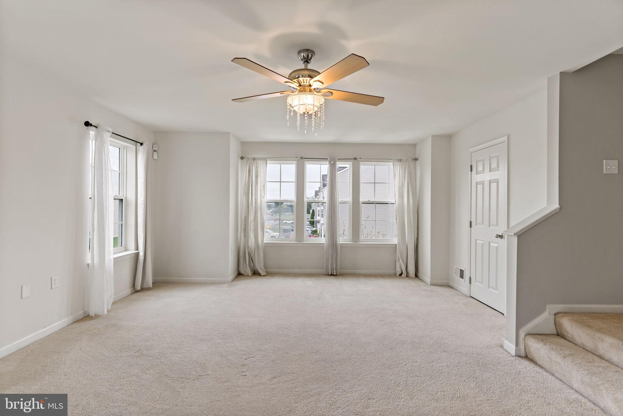 MANOR PARK - Residential